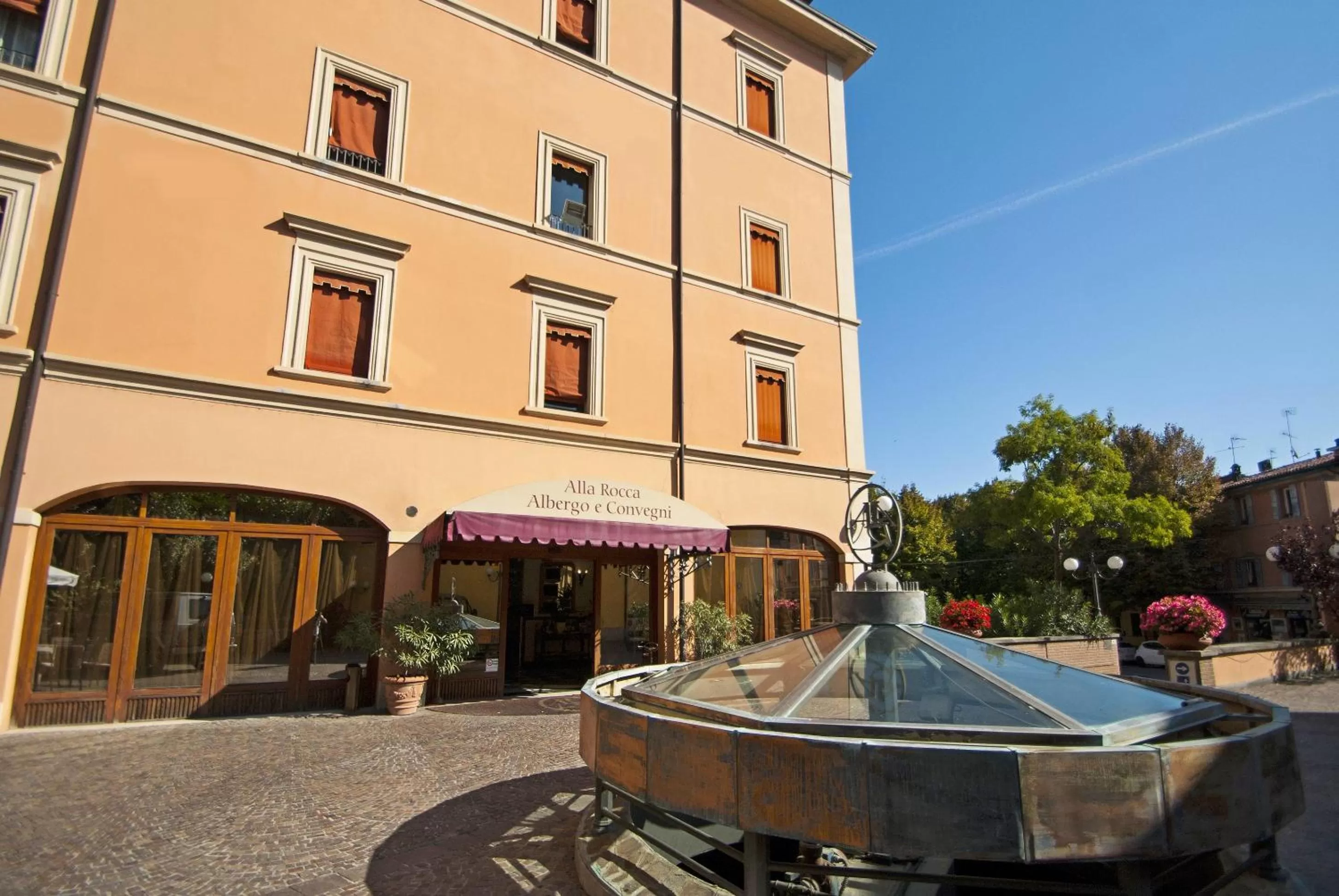 Property building in Alla Rocca Hotel Conference & Restaurant