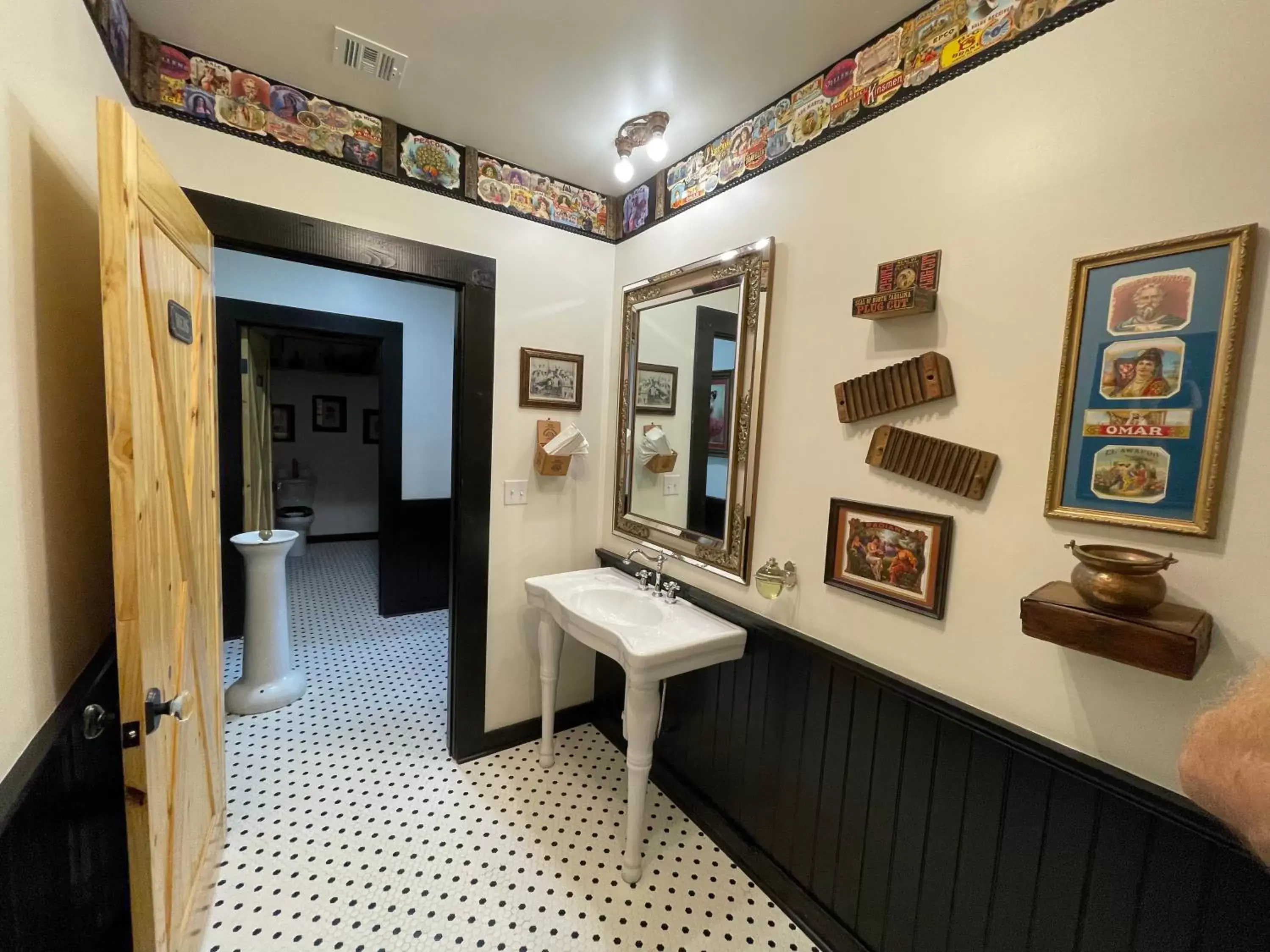 Bathroom in Beard and Lady Inn