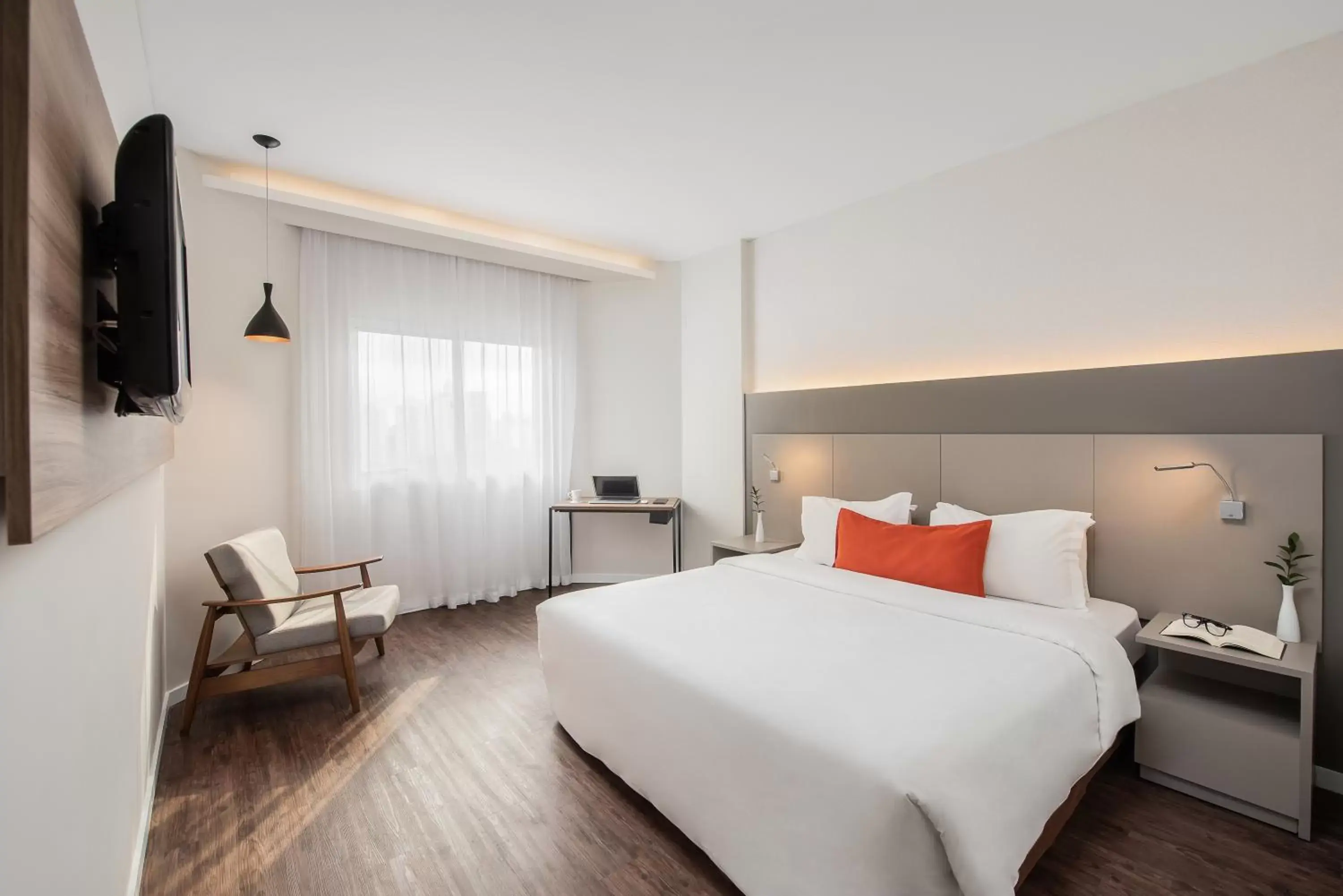 Standard PwD Disability Access - single occupancy - 1 Double Bed in Intercity São Paulo Ibirapuera Standard PwD Disability Access - single occupancy - 1 Double Bed in Intercity São Paulo Ibirapuera