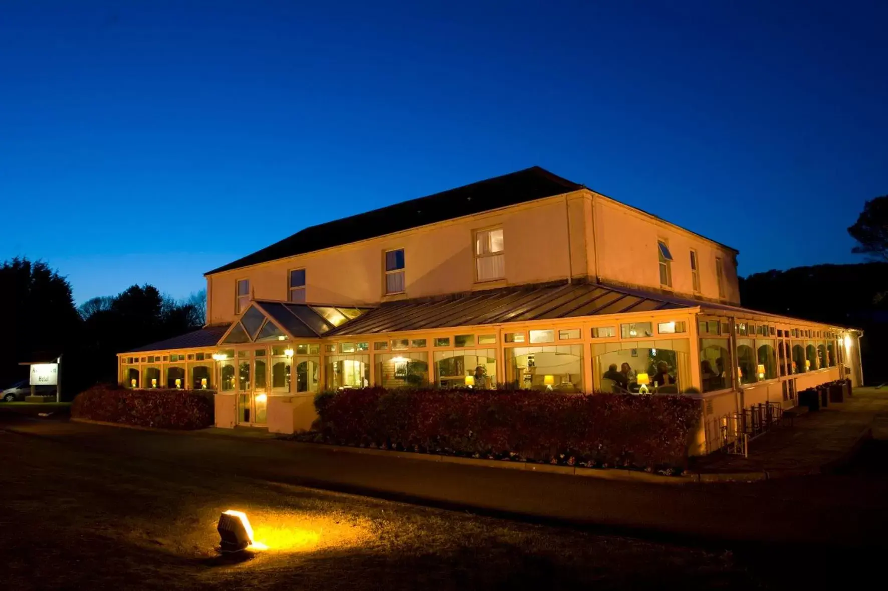 Facade/entrance, Property Building in Ashburnham Hotel