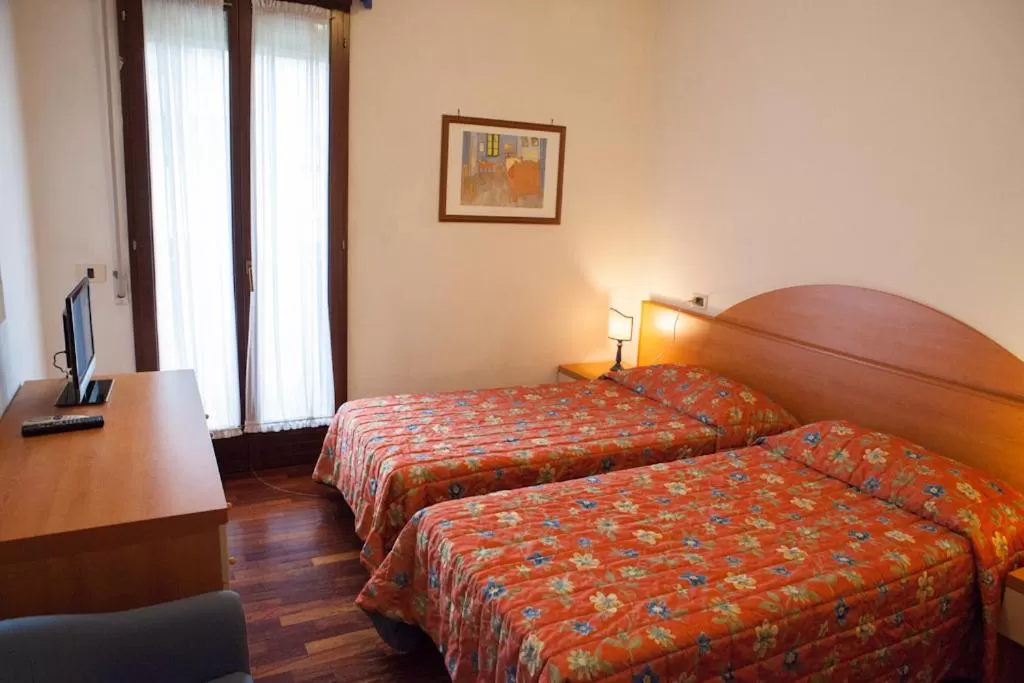 Photo of the whole room in Giada Palace - Rooms