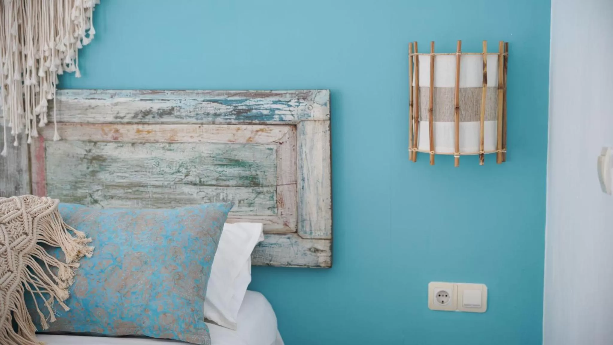 Bed in The White Bay