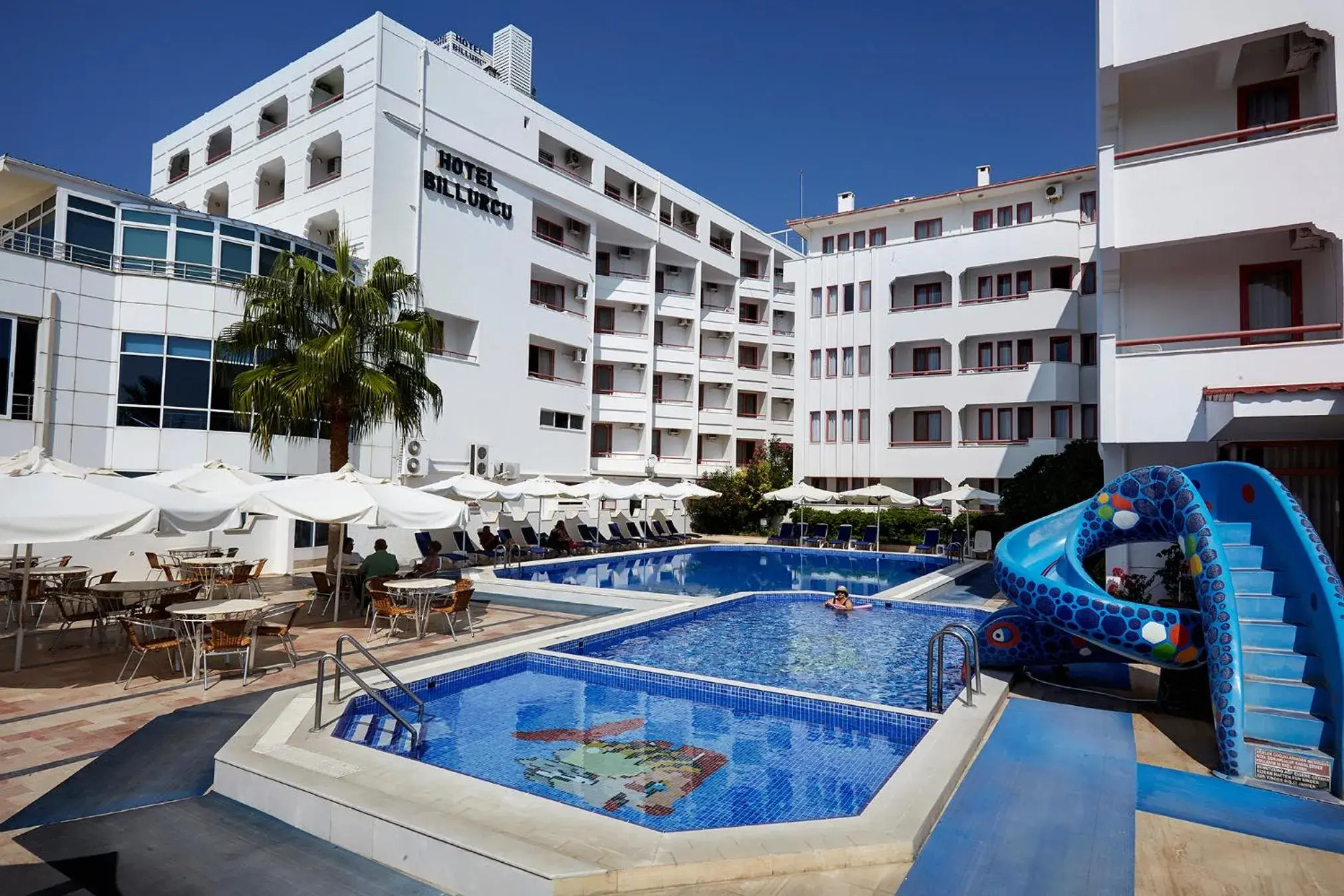 Facade/entrance, Swimming Pool in Hotel Billurcu