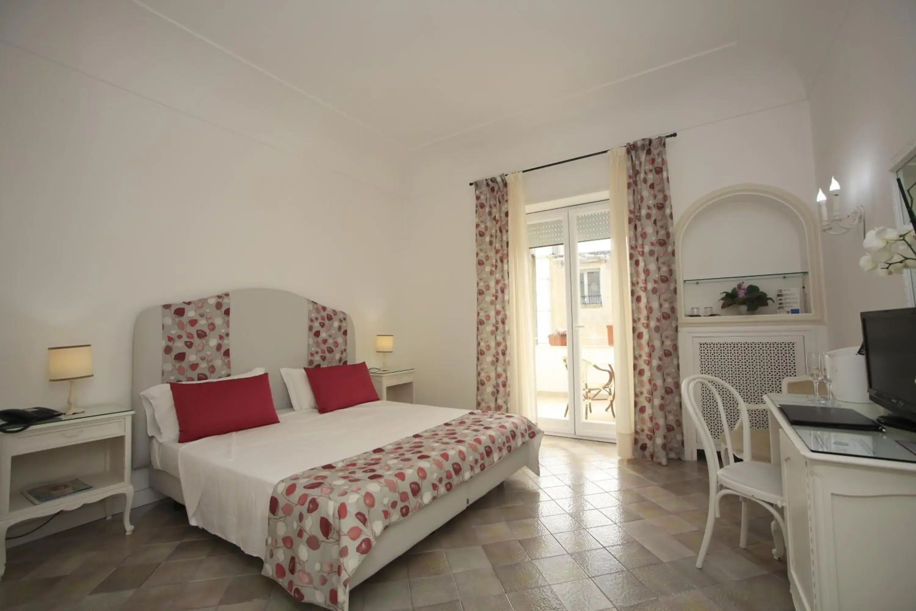 Bed in Hotel San Felice