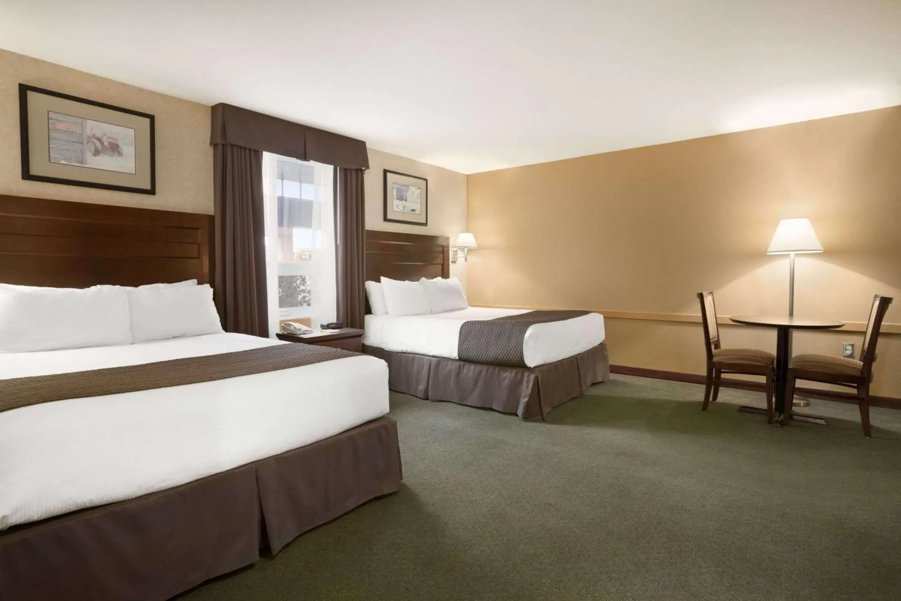 Photo of the whole room, Bed in Days Inn by Wyndham Estevan