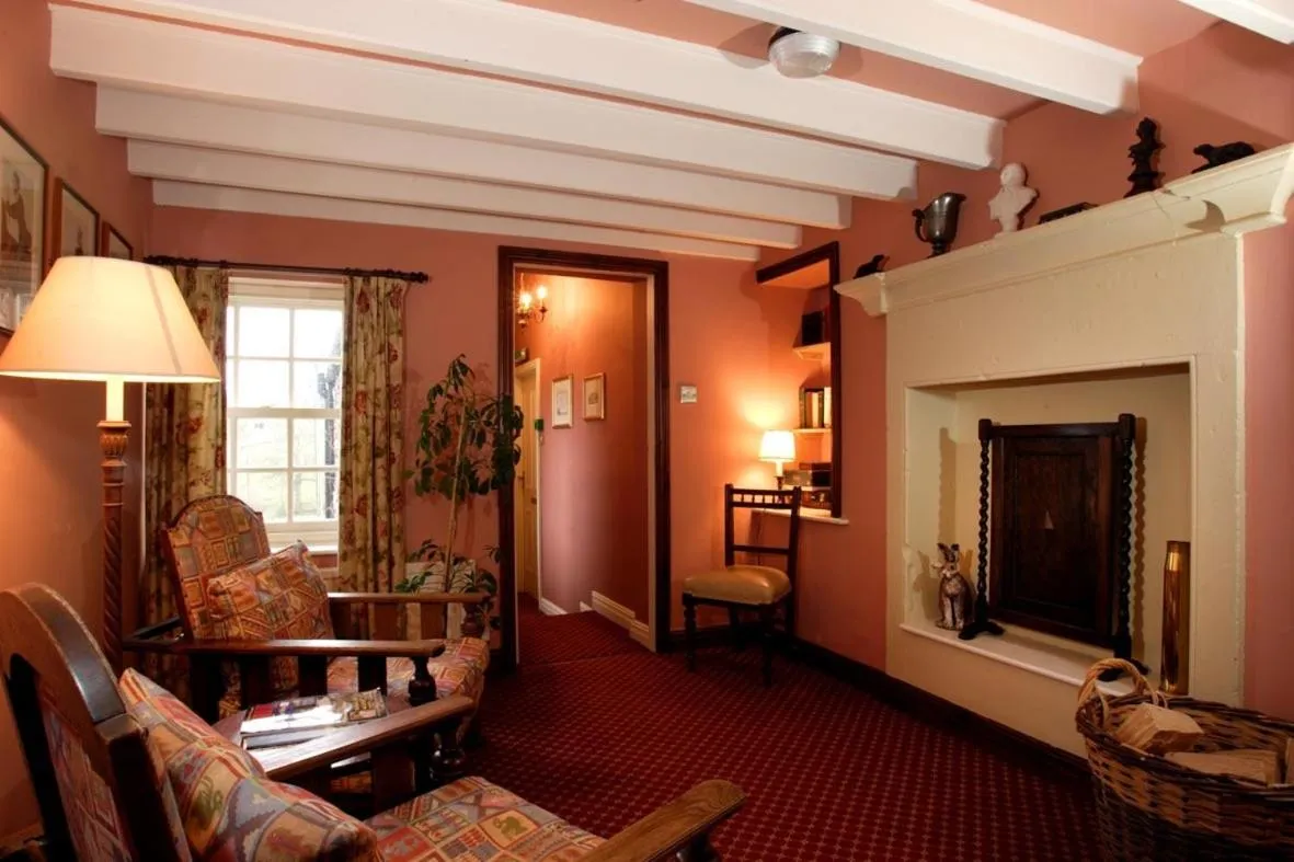 Communal lounge/ TV room in Duke Of Wellington Inn