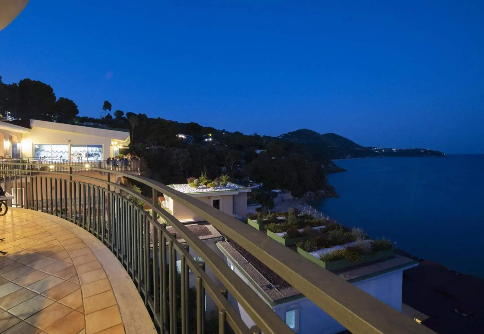 Sea view, Balcony/Terrace in Summit Hotel