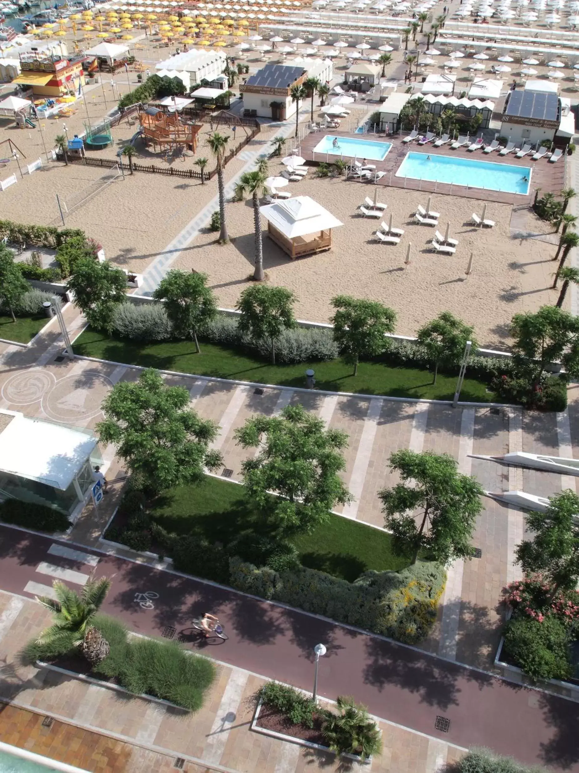 Beach, Bird's-eye View in Hotel Lungomare