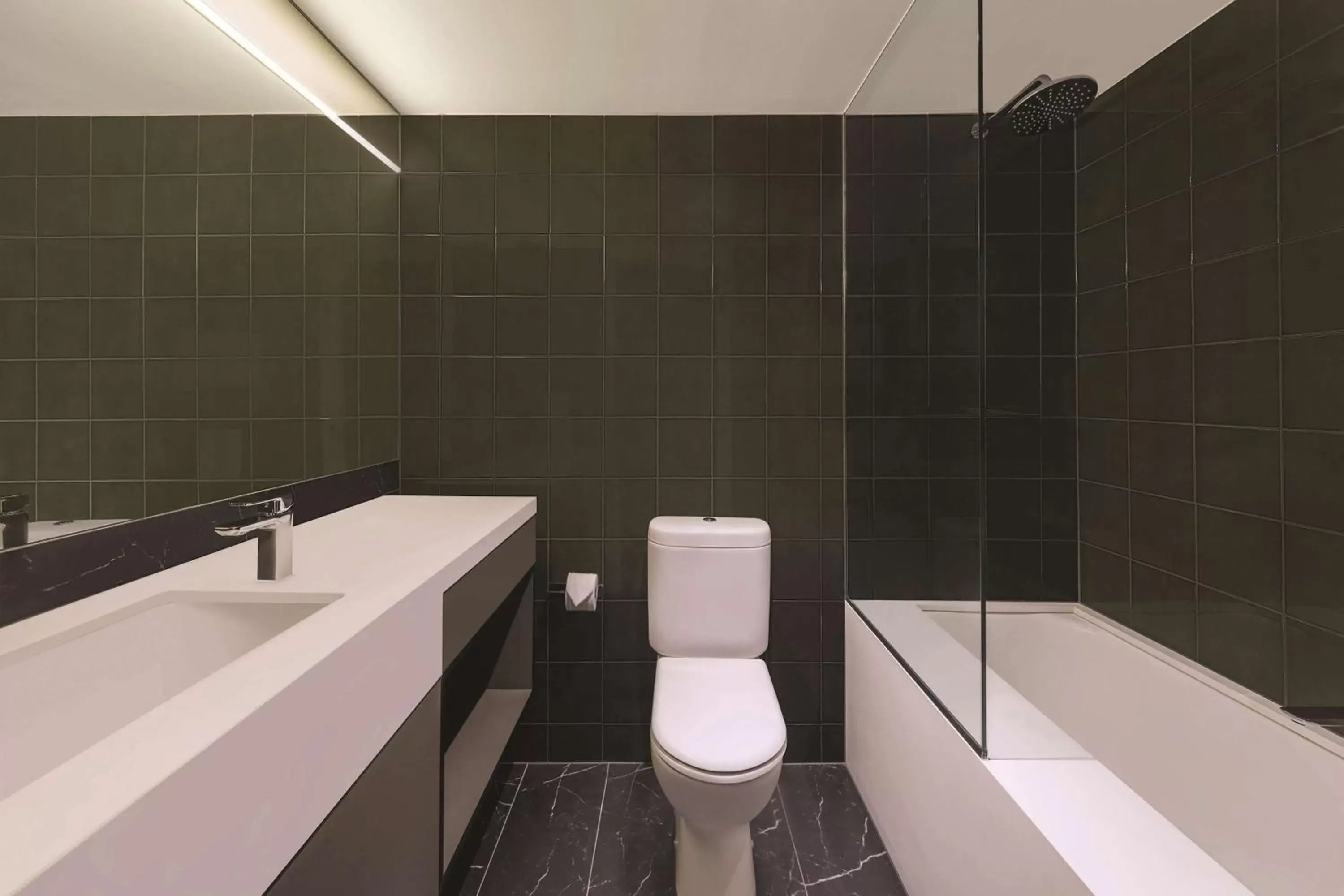 Shower, Bathroom in Adina Apartment Hotel Melbourne