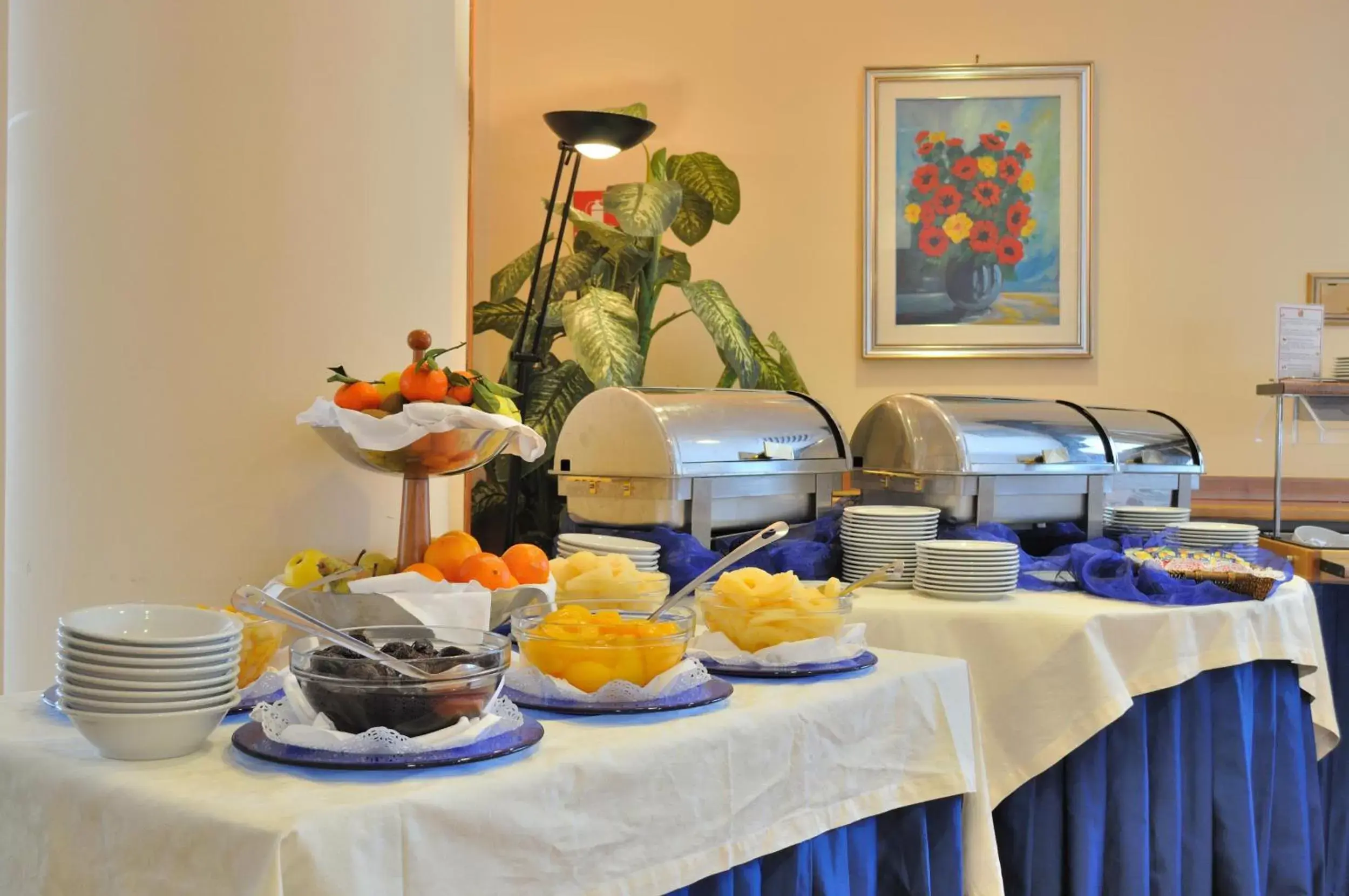 Restaurant/places to eat, Food in Hotel Pineta Palace