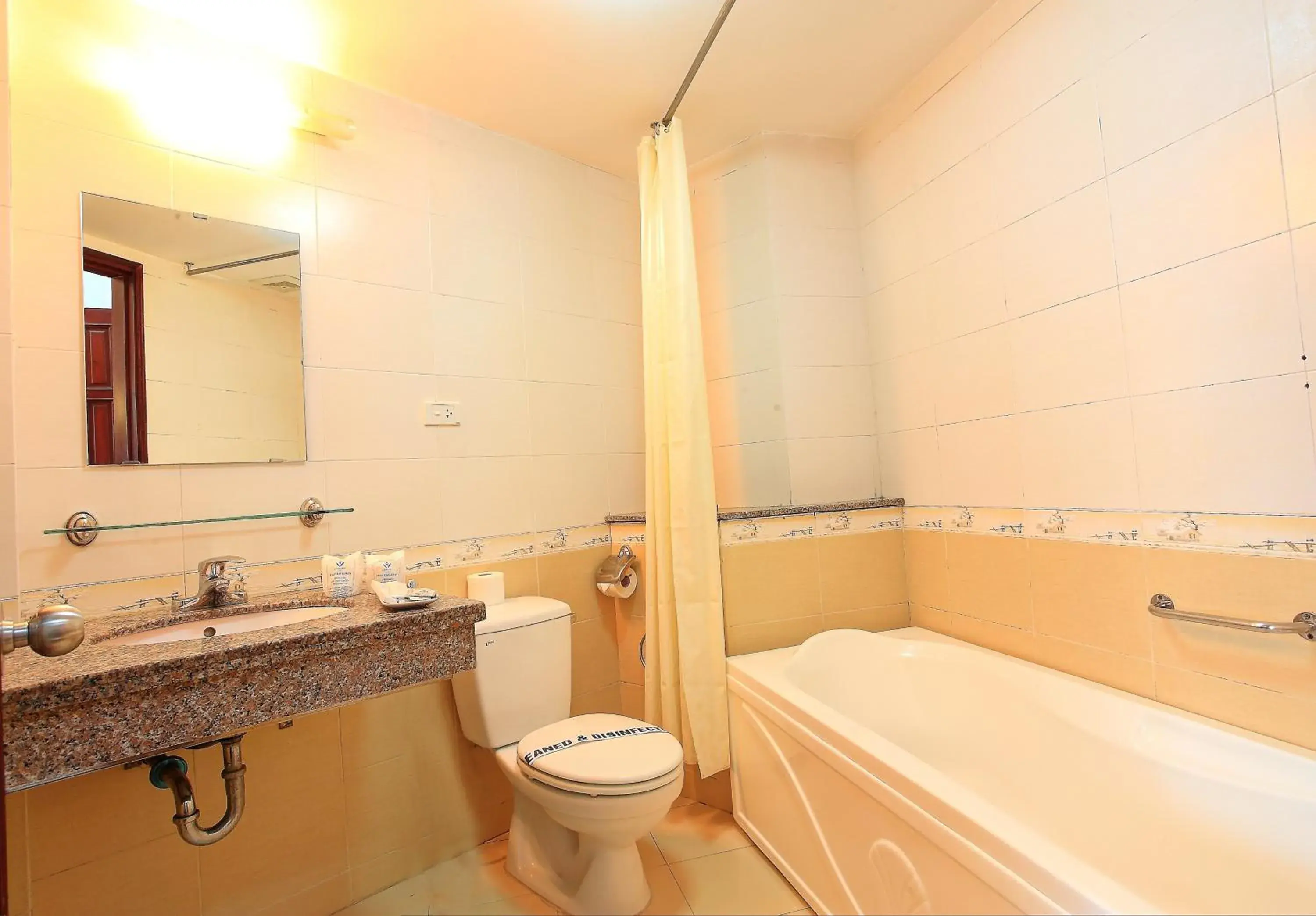 Shower, Bathroom in Hanoi Luxury Hotel