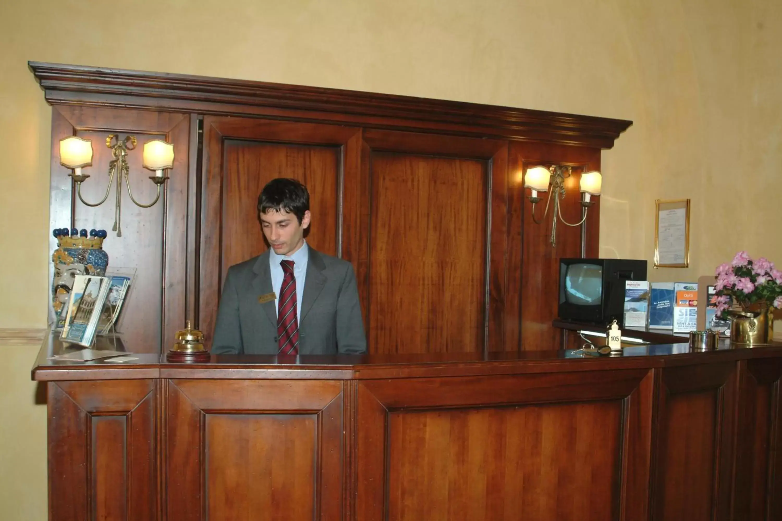 Lobby or reception, Staff in Hotel La Ville