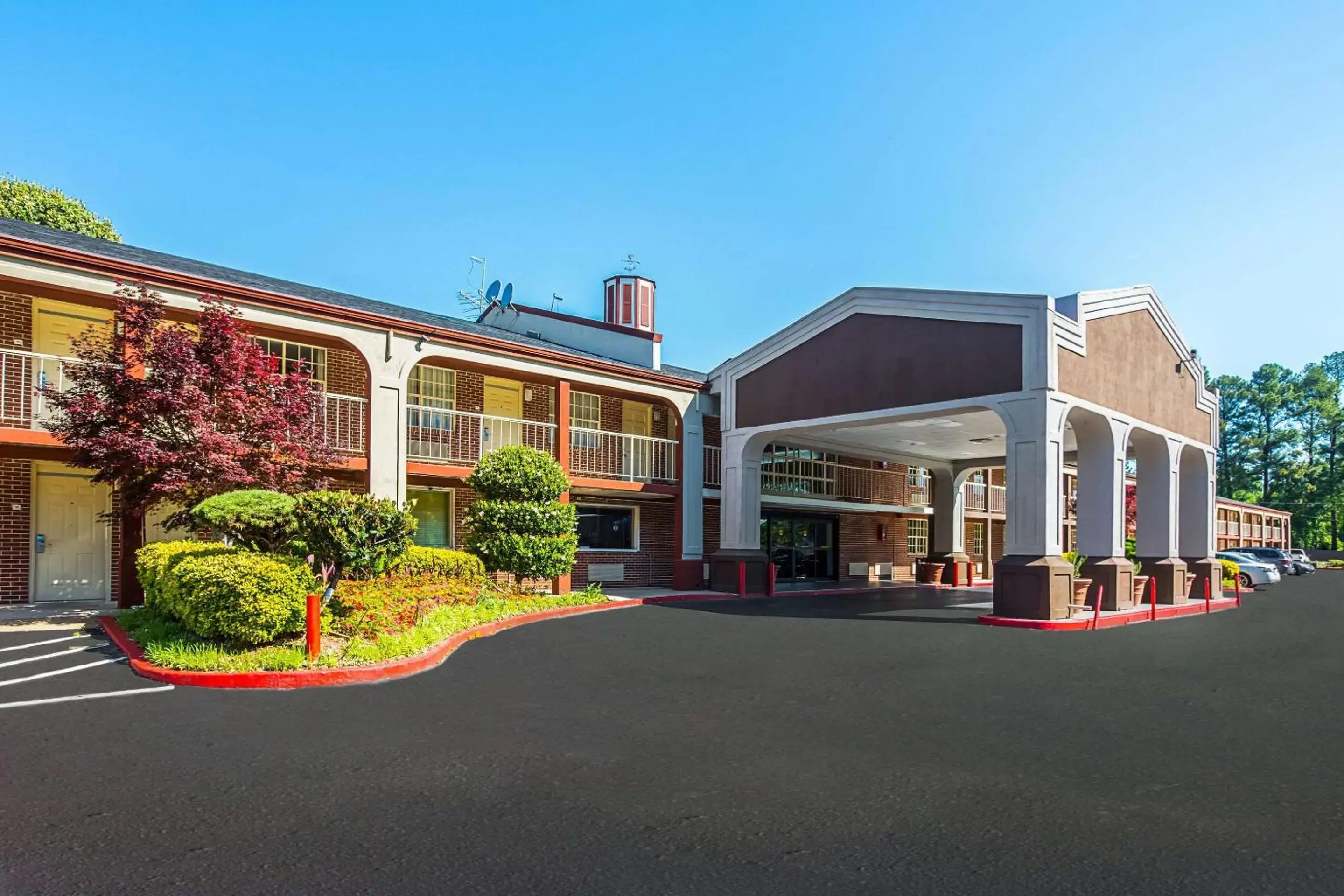 Property building in Quality Inn Atlanta Northeast I-85