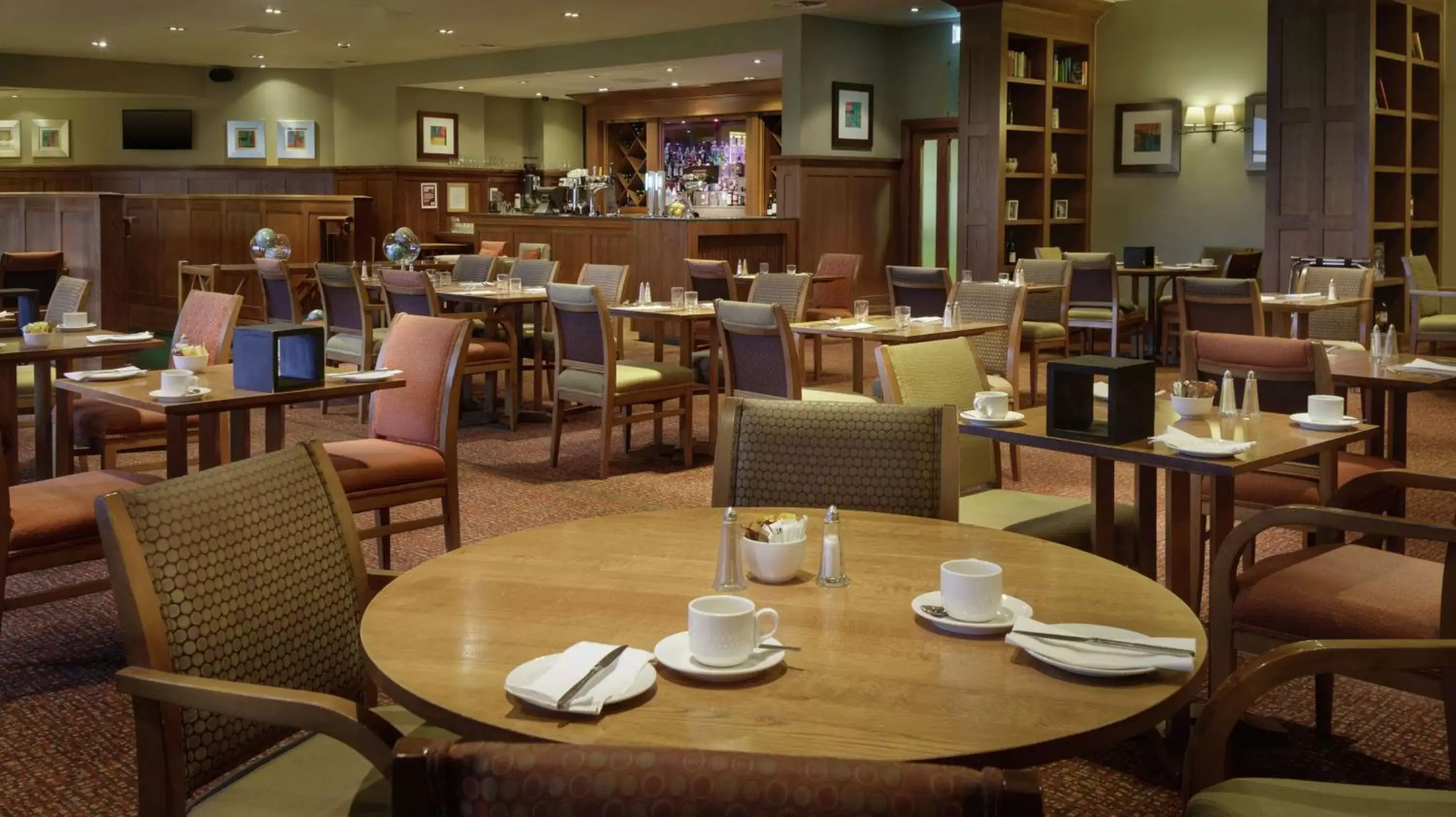 Dining area, Restaurant/Places to Eat in Doubletree By Hilton Glasgow Westerwood Spa & Golf Resort