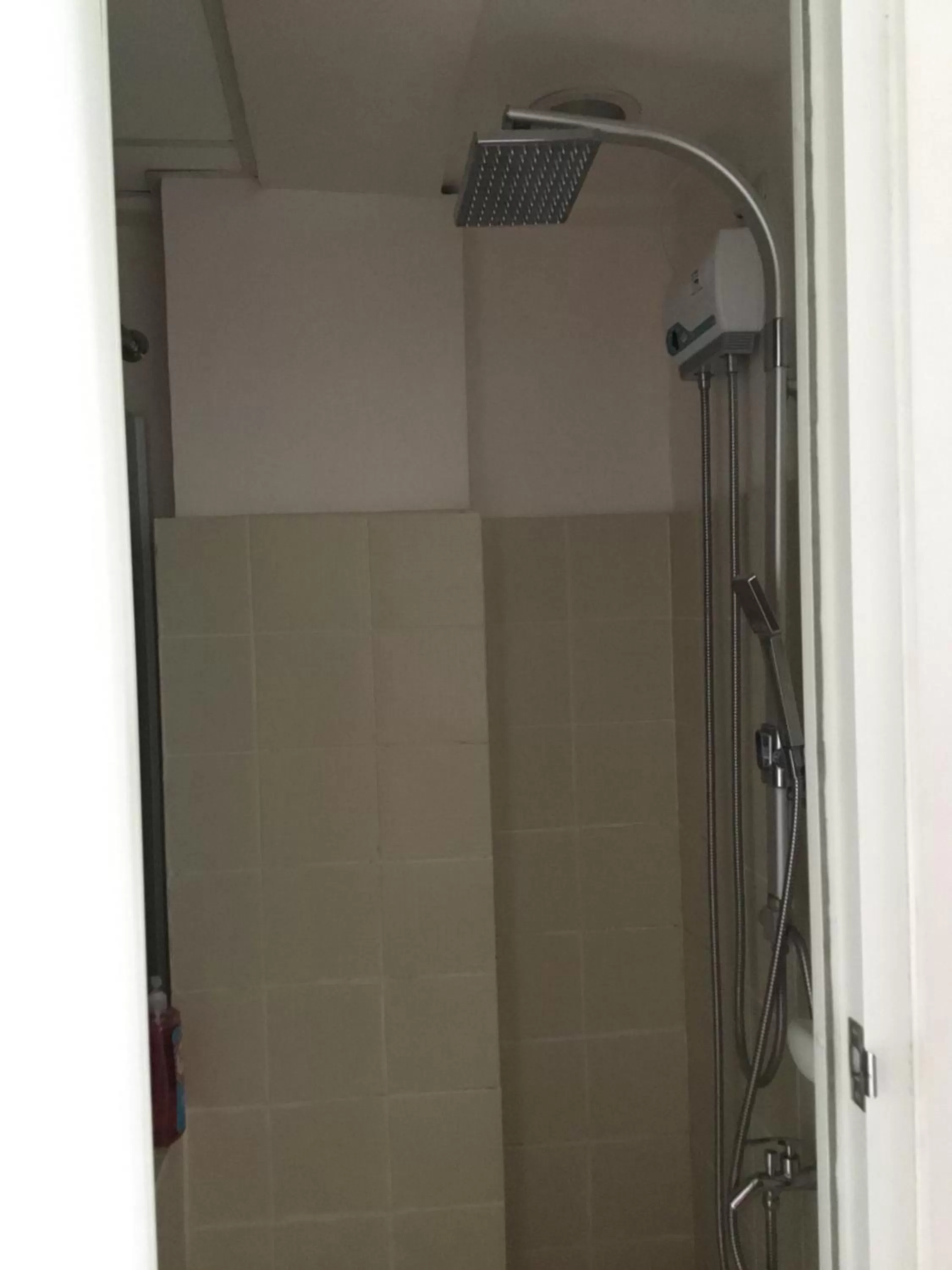 Condo with Free Swimming Pool & Viewing Deck