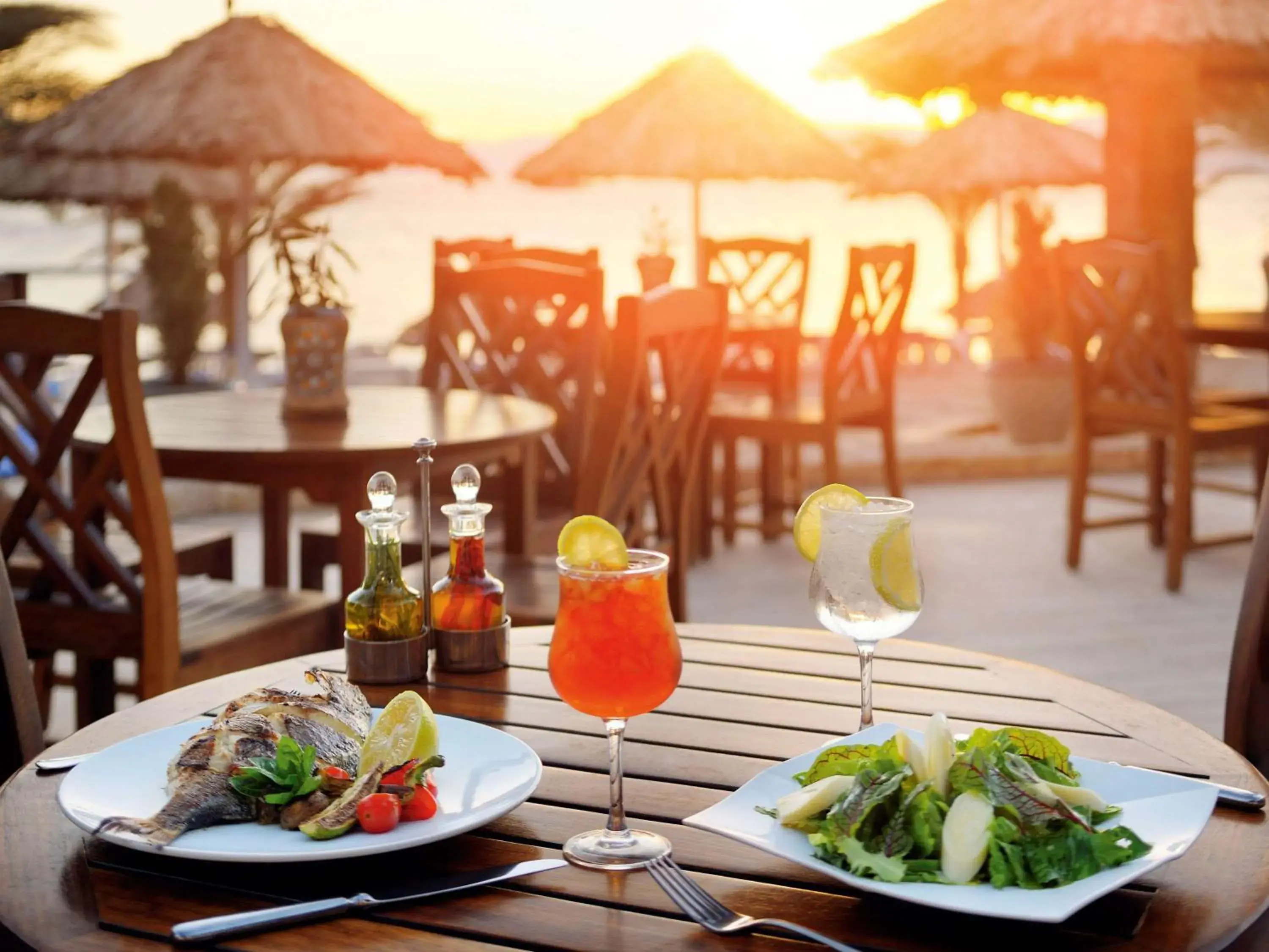 Restaurant/places to eat, Lunch and Dinner in Movenpick Resort & Residences Aqaba