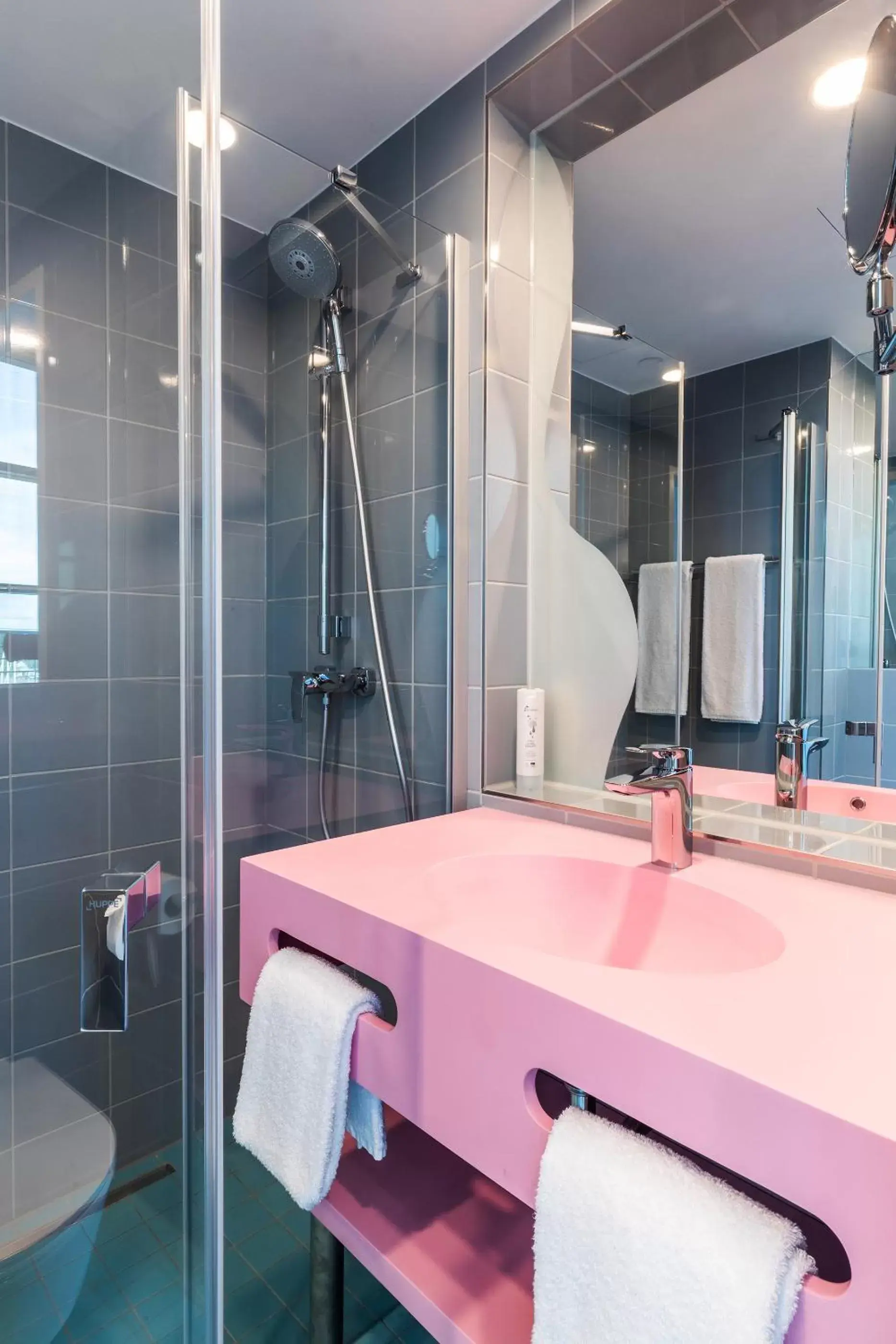 Shower, Bathroom in prizeotel Rostock-City