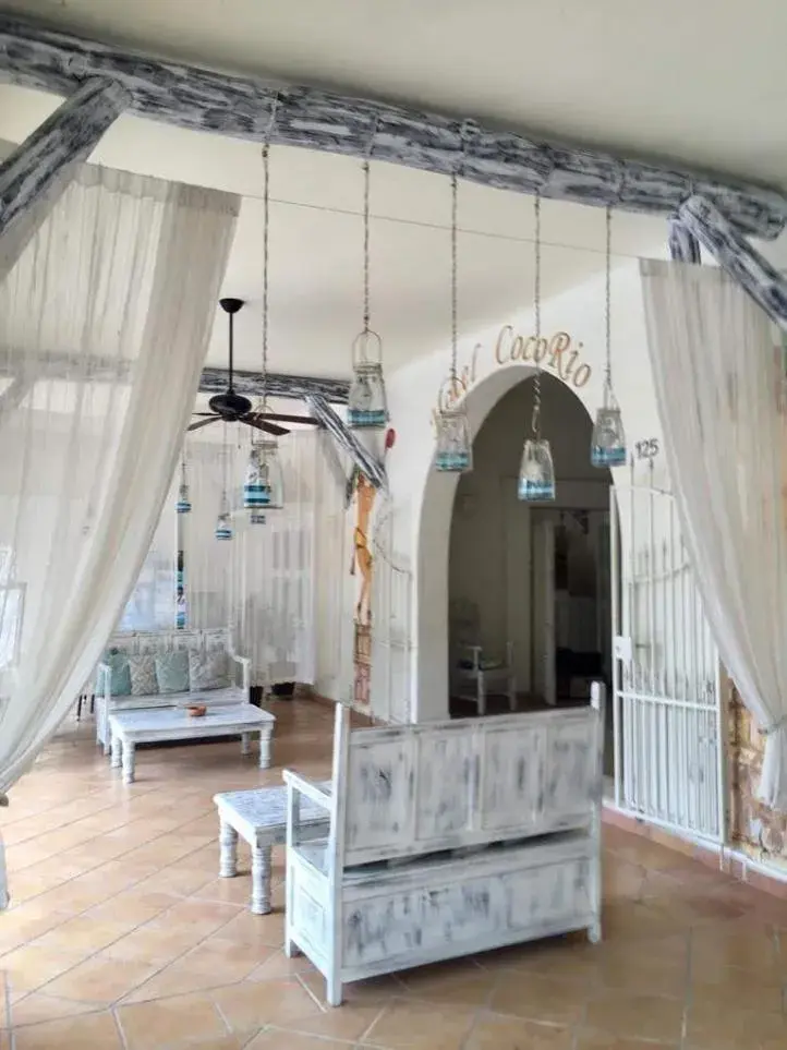 Facade/entrance in Hotel Coco Rio "City Center" Facade/entrance in Hotel Coco Rio "City Center"