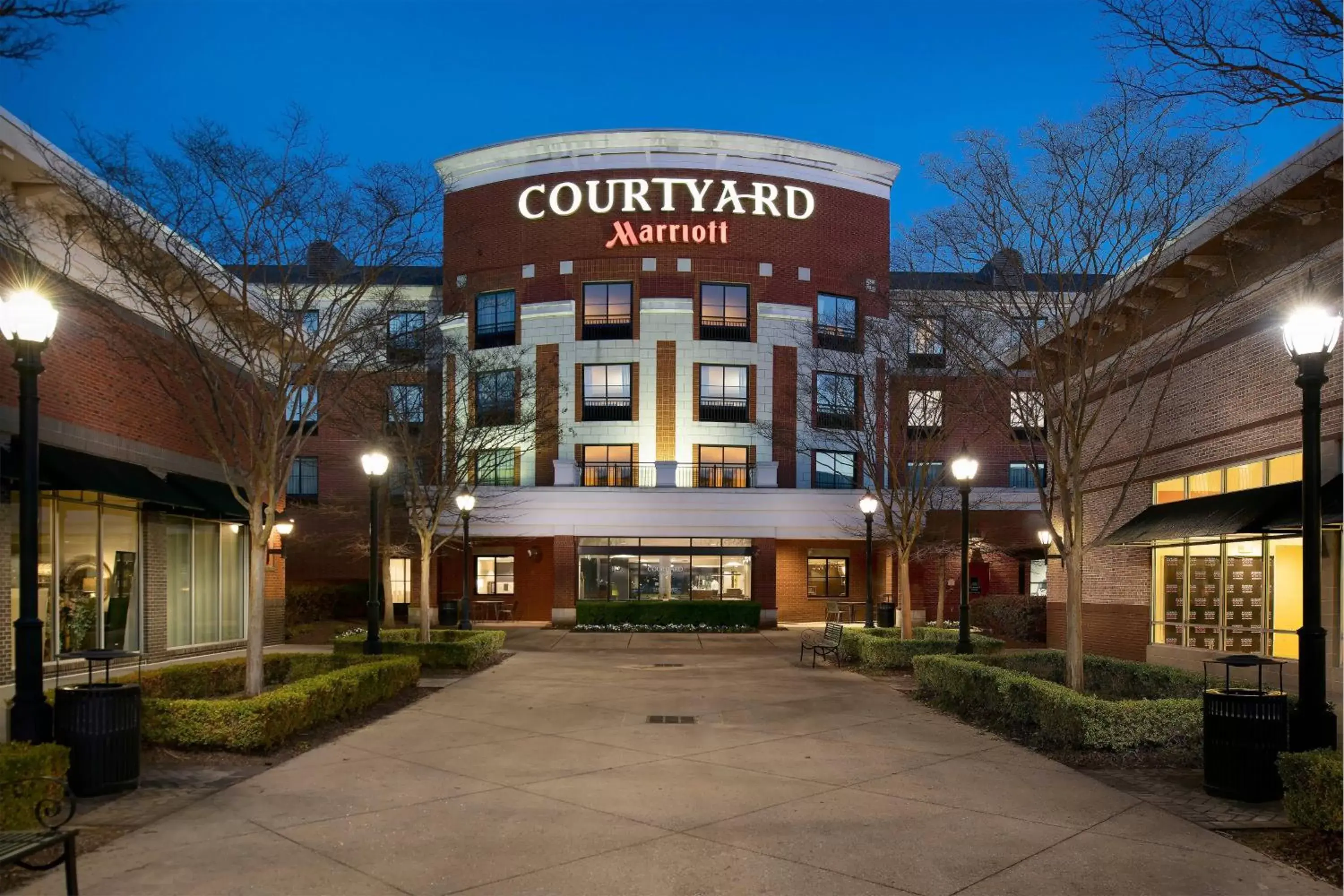 Property Building in Courtyard Memphis Collierville