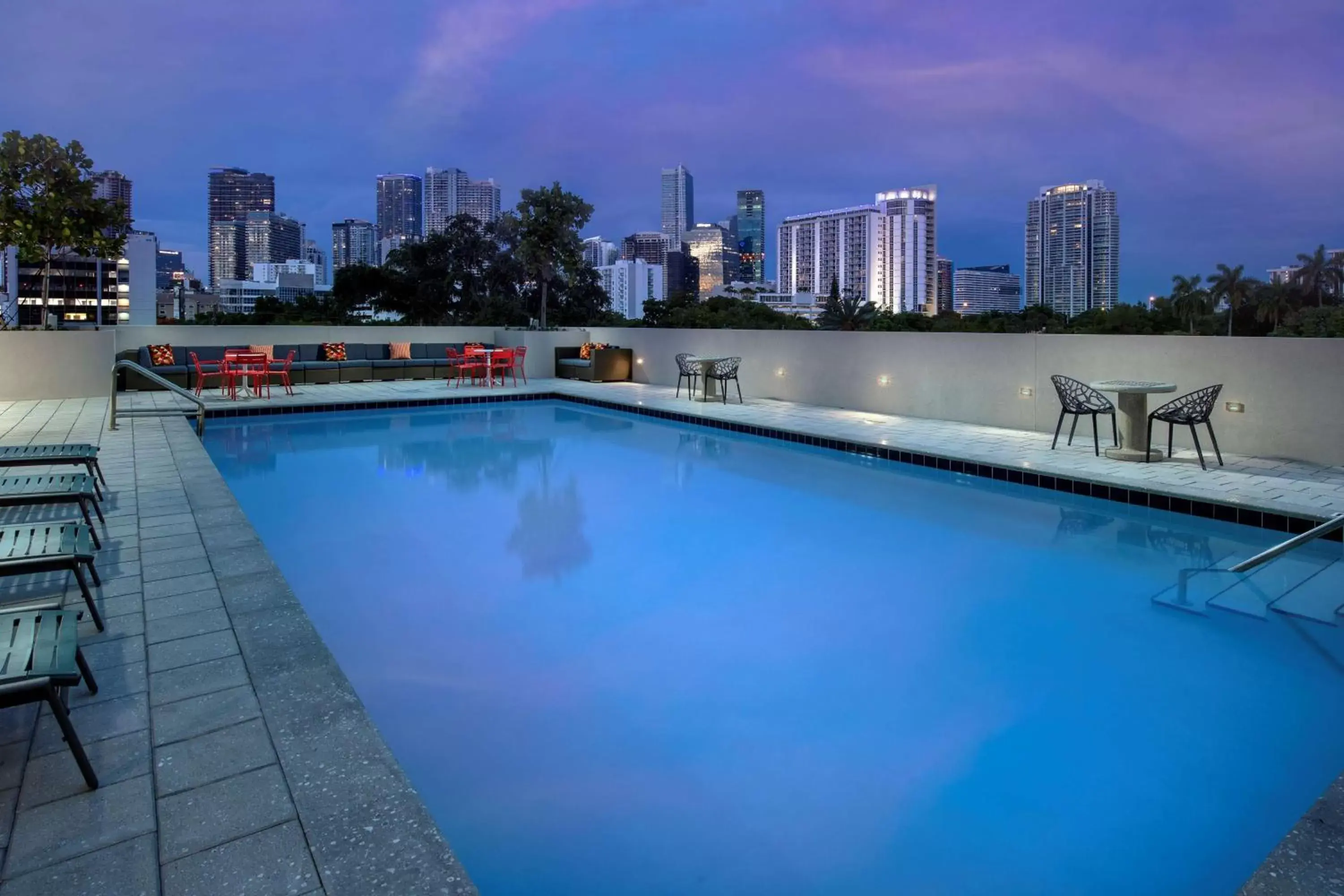 Pool view, Swimming Pool in Tru By Hilton Miami West Brickell