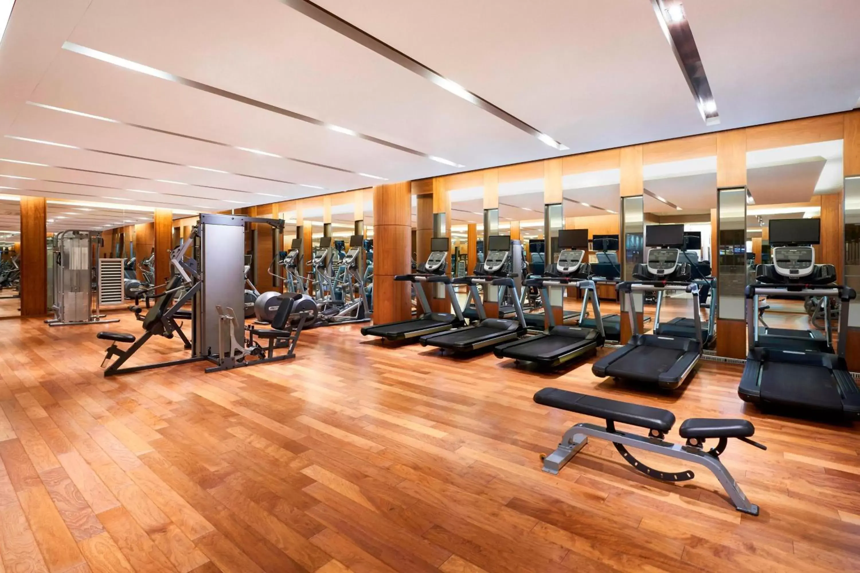 Fitness centre/facilities, Fitness Center/Facilities in Courtyard By Marriott Seoul Times Square