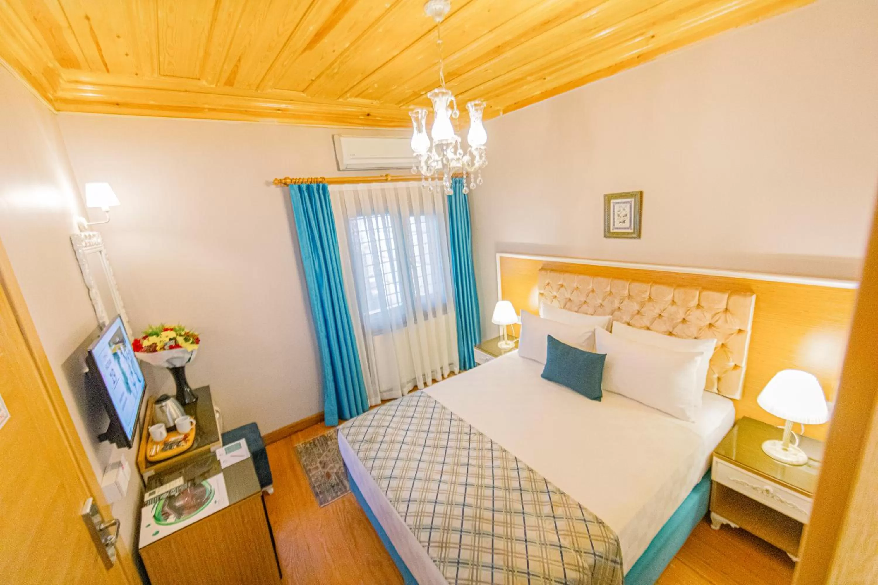 Massage, Bed in Acacia Mansion Hotel