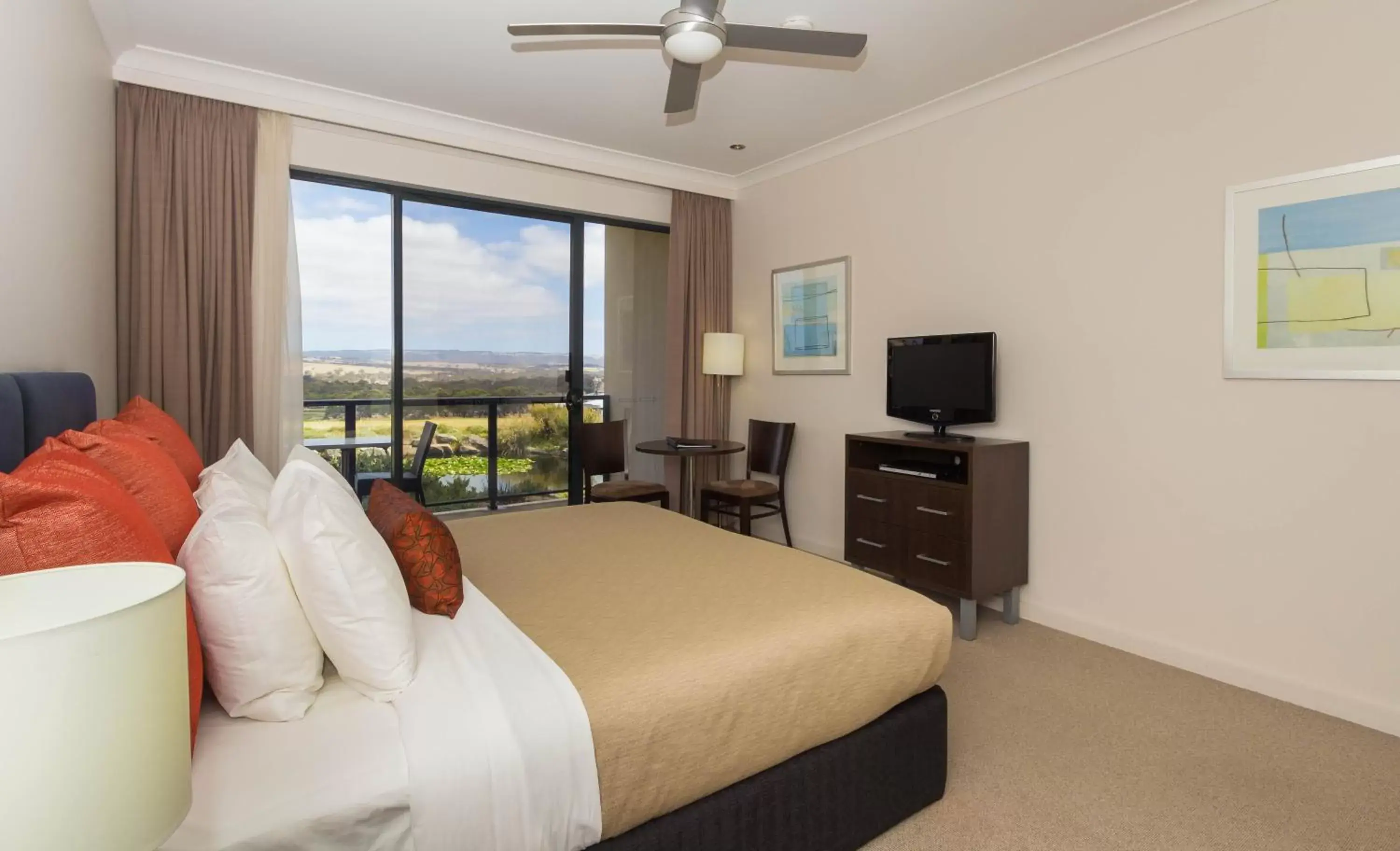 Bedroom in McCracken Country Club