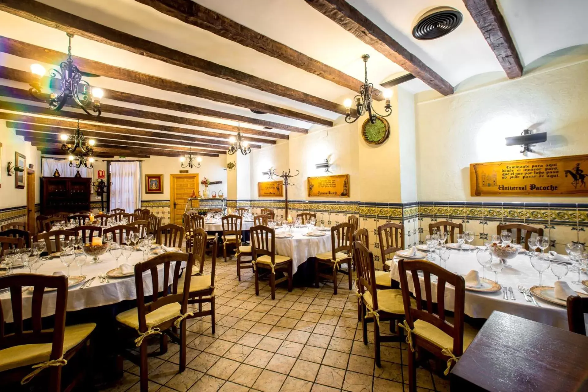 Restaurant/Places to Eat in Hotel Universal Murcia