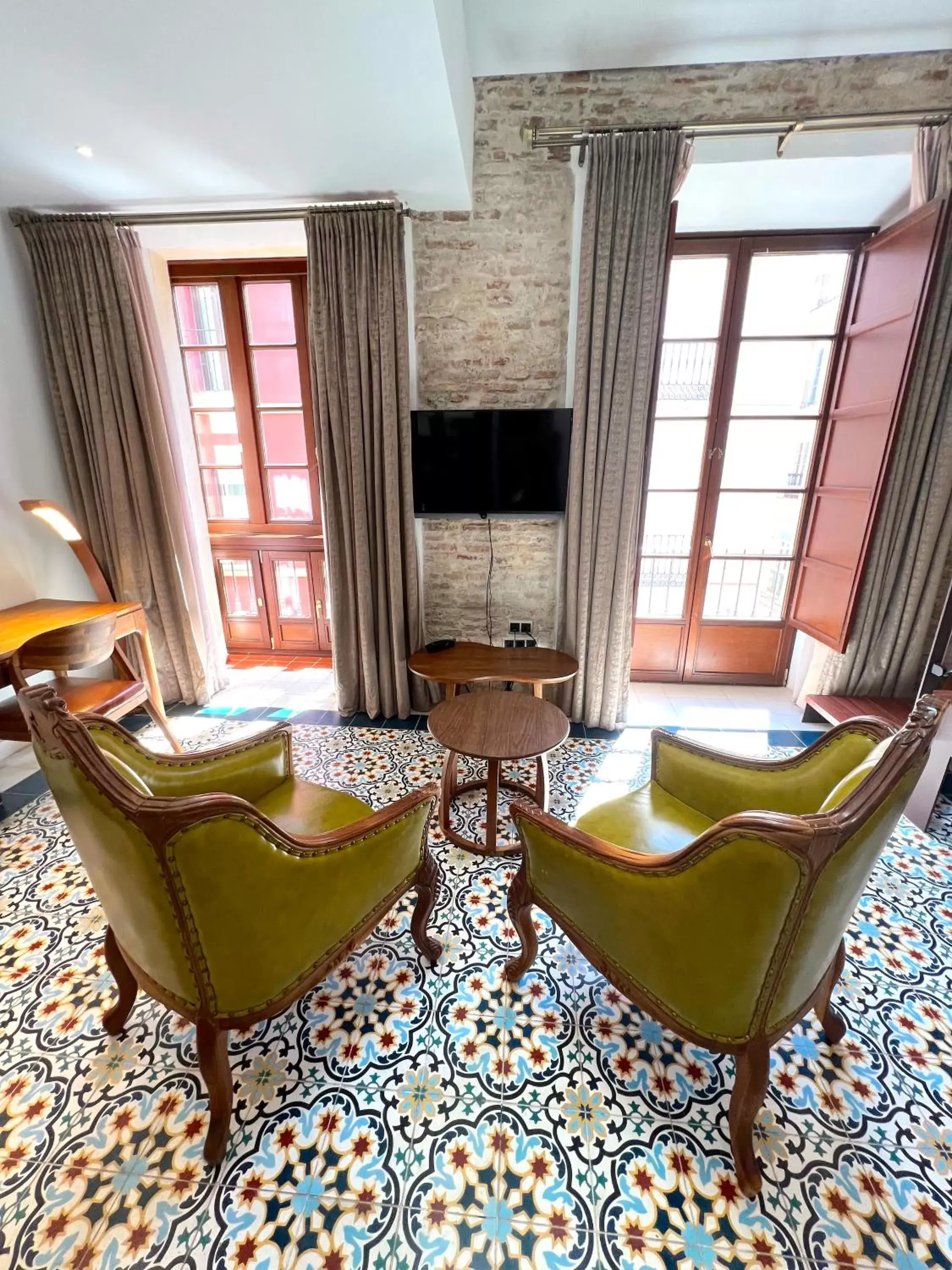 Seating Area in Anahita Boutique Hotel