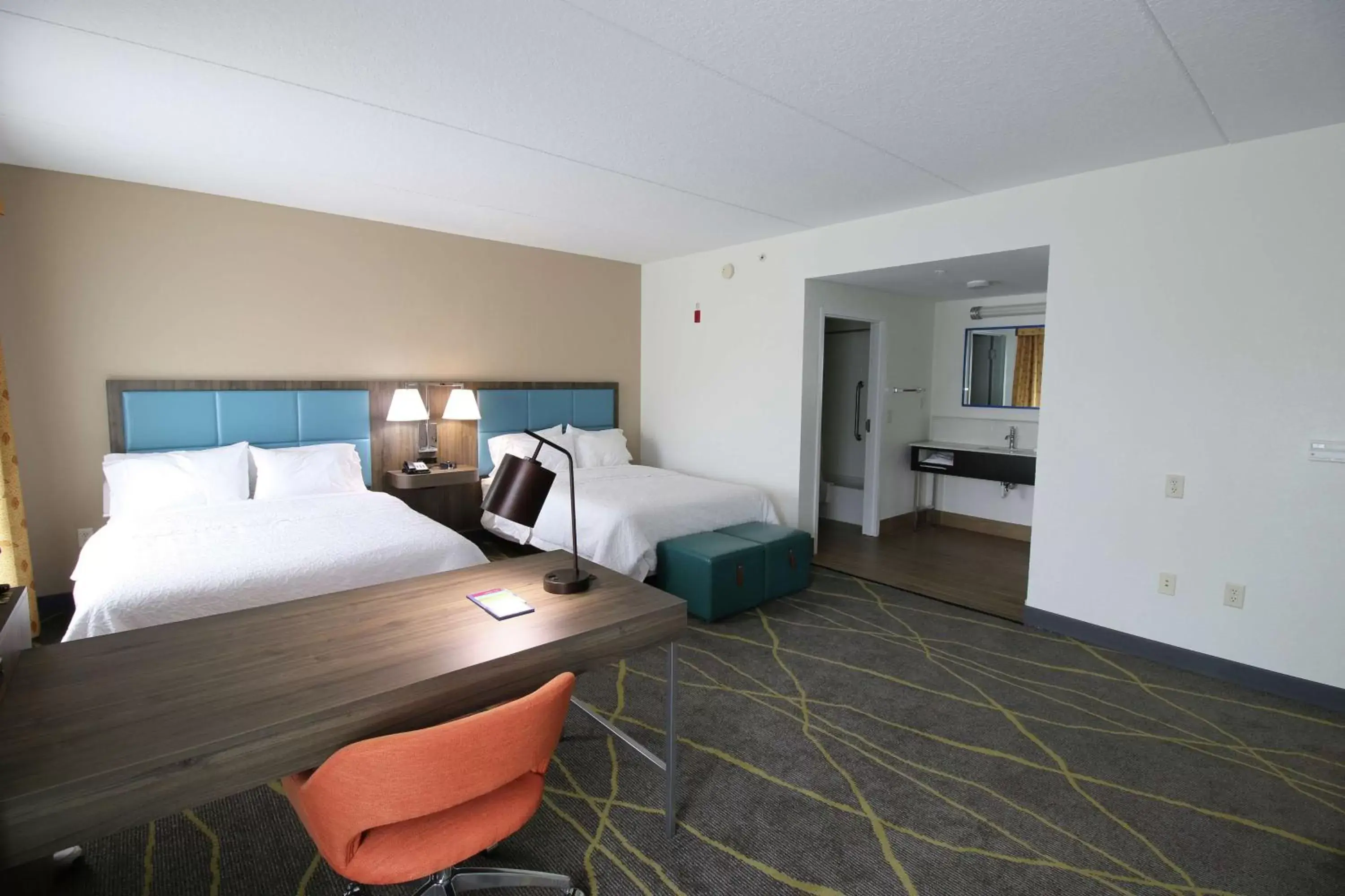 Bedroom, Bed in Hampton Inn & Suites Palm Coast