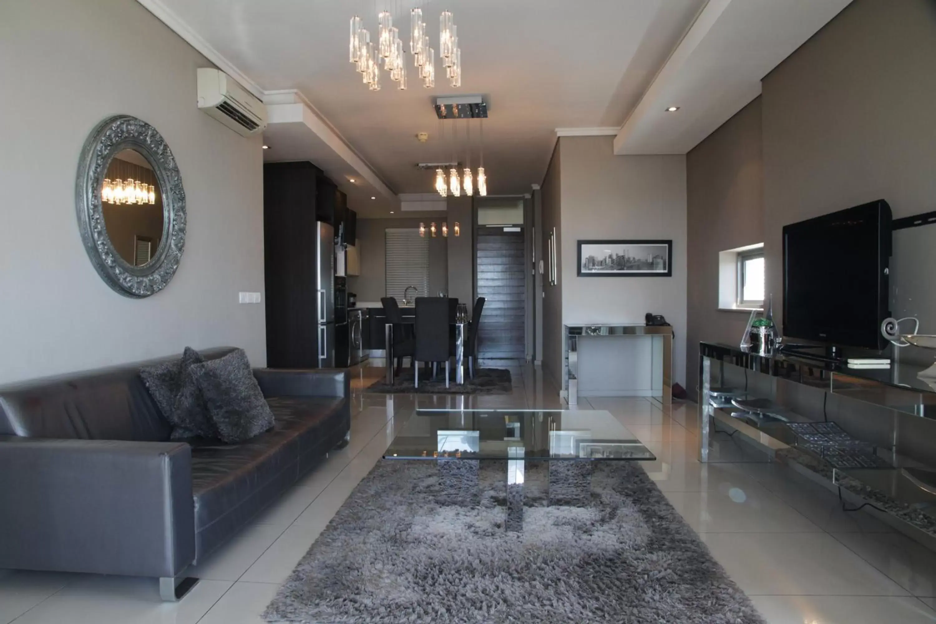 Living room, Seating Area in The Residences at Crystal Towers