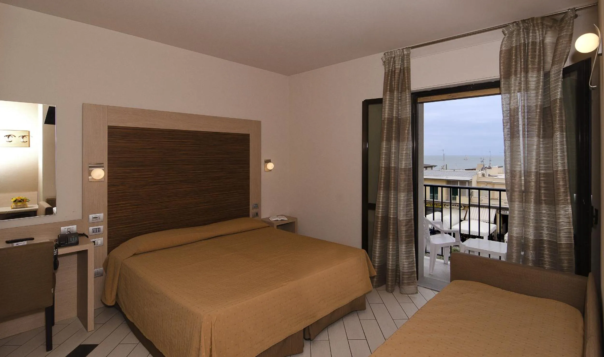 Decorative detail, Bed in Hotel Eden