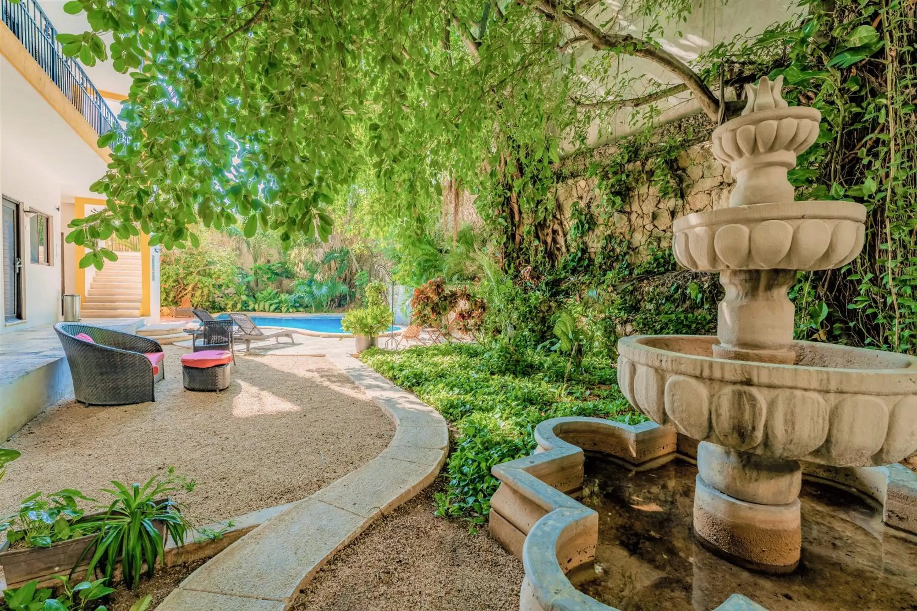 Garden in Maison del Embajador