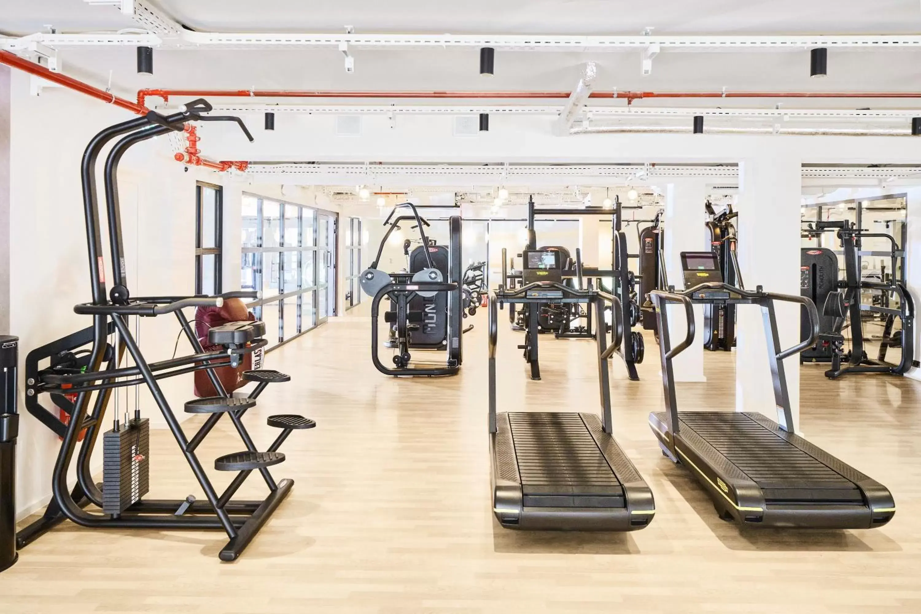 Fitness centre/facilities, Fitness Center/Facilities in Carlton Cannes, a Regent Hotel