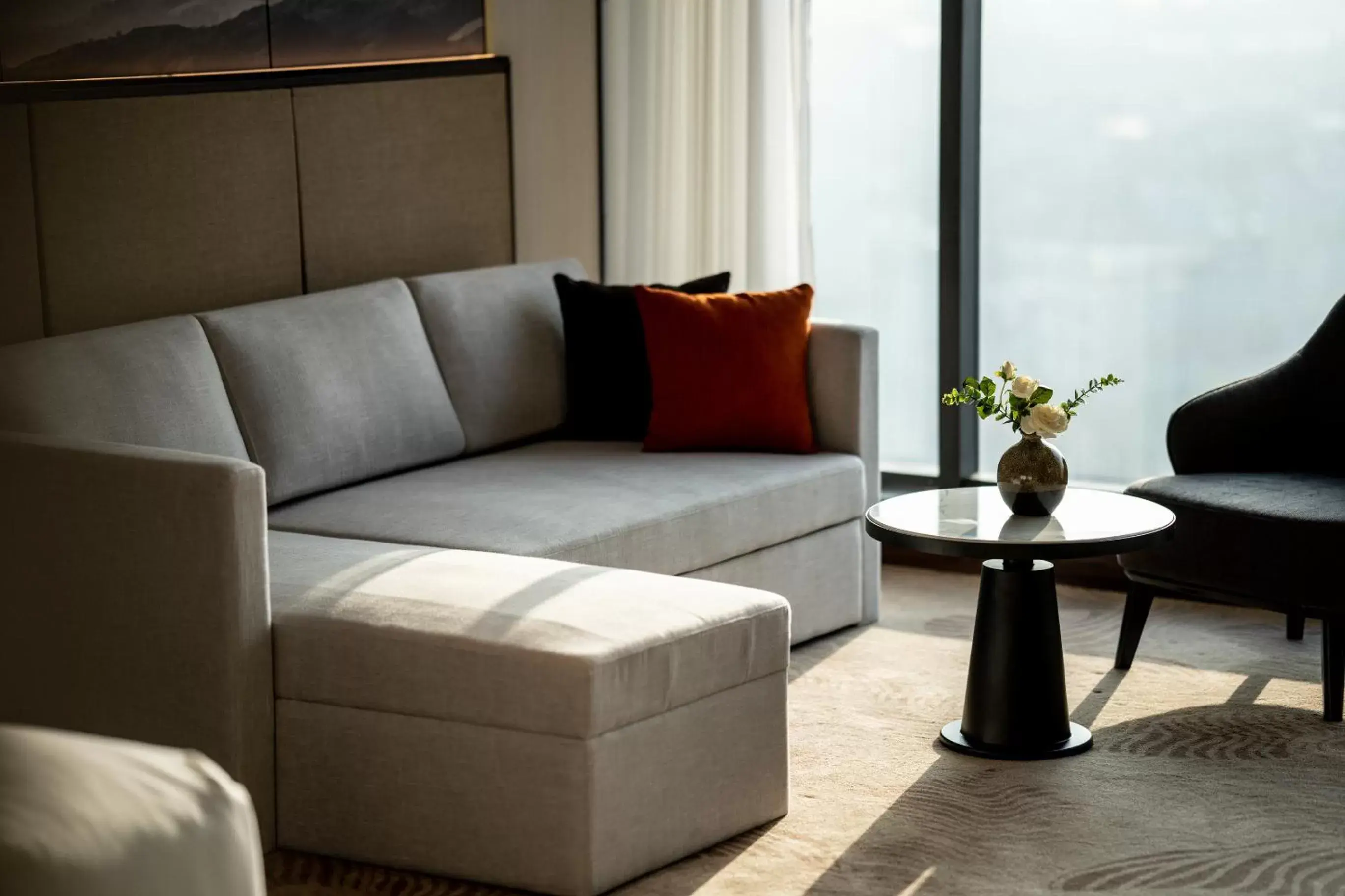 Premium King Room with Club Access - single occupancy in Crowne Plaza Vinh Yen City Centre by IHG Premium King Room with Club Access - single occupancy in Crowne Plaza Vinh Yen City Centre by IHG