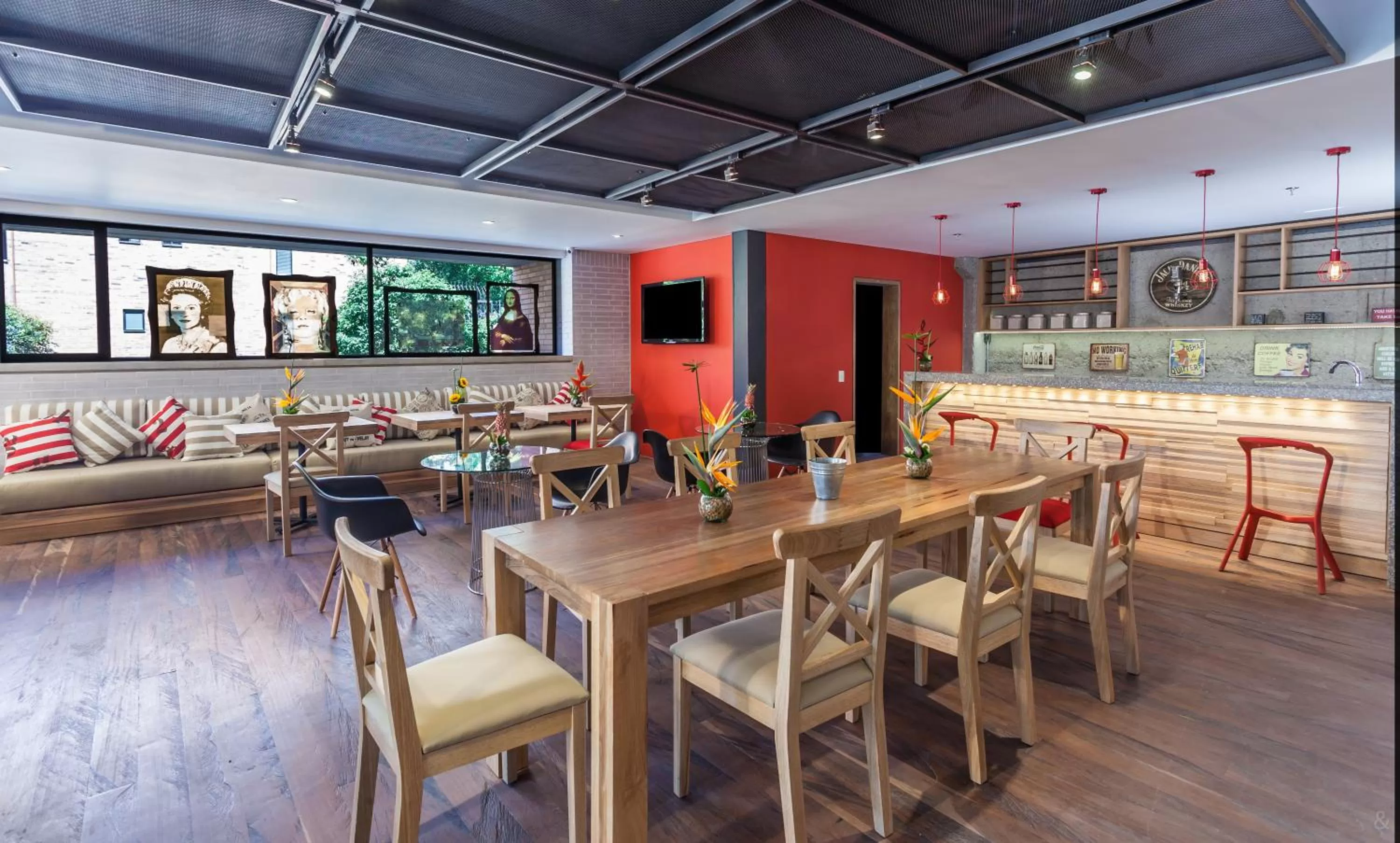 Lobby or reception in Mika Suites