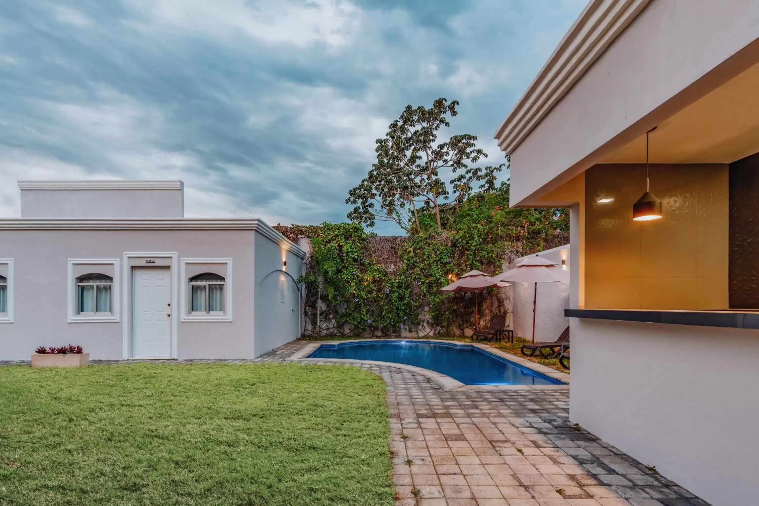 Garden, Swimming Pool in Chanpaal Hotel Boutique