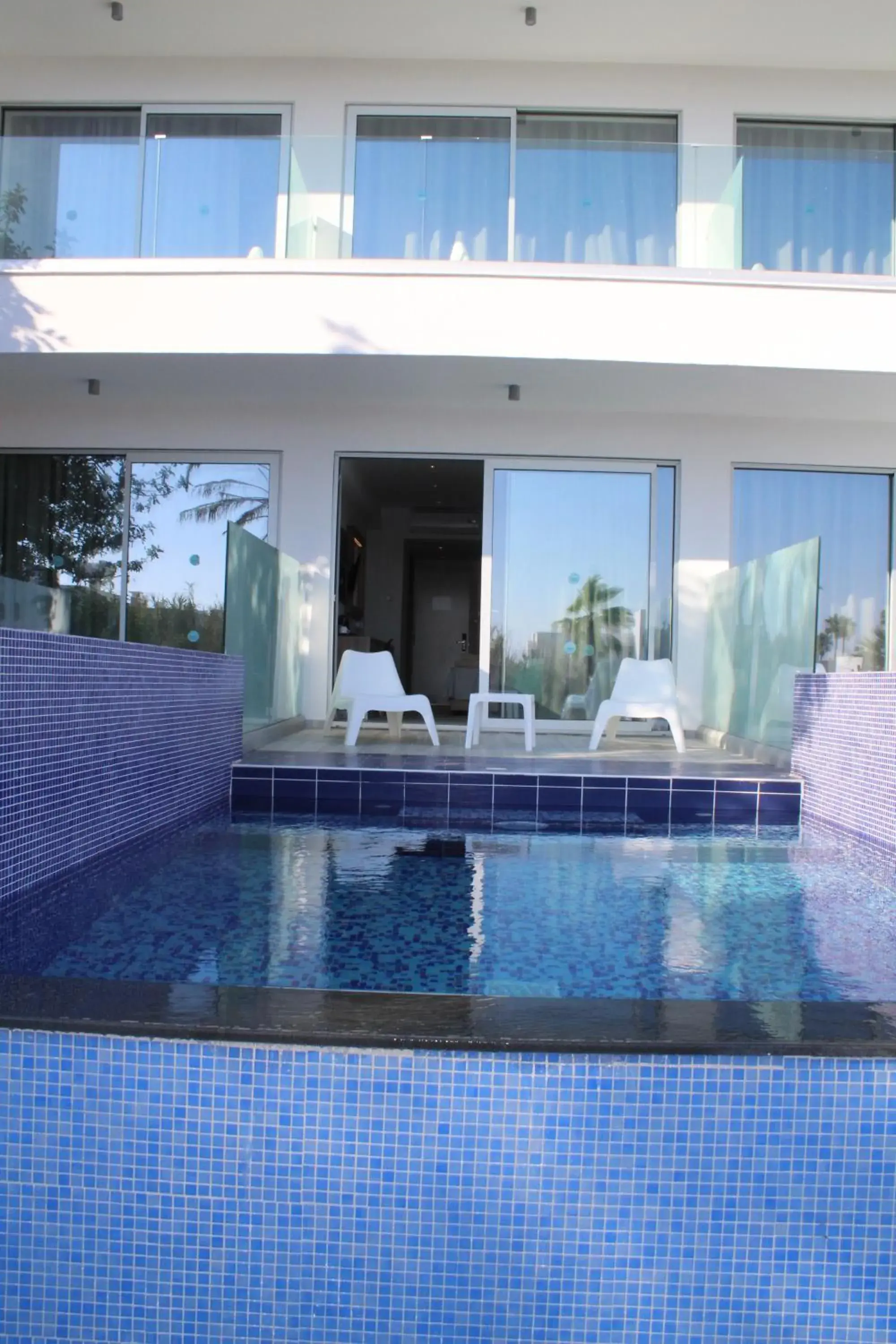 Balcony/Terrace, Swimming Pool in Fedrania Gardens Hotel