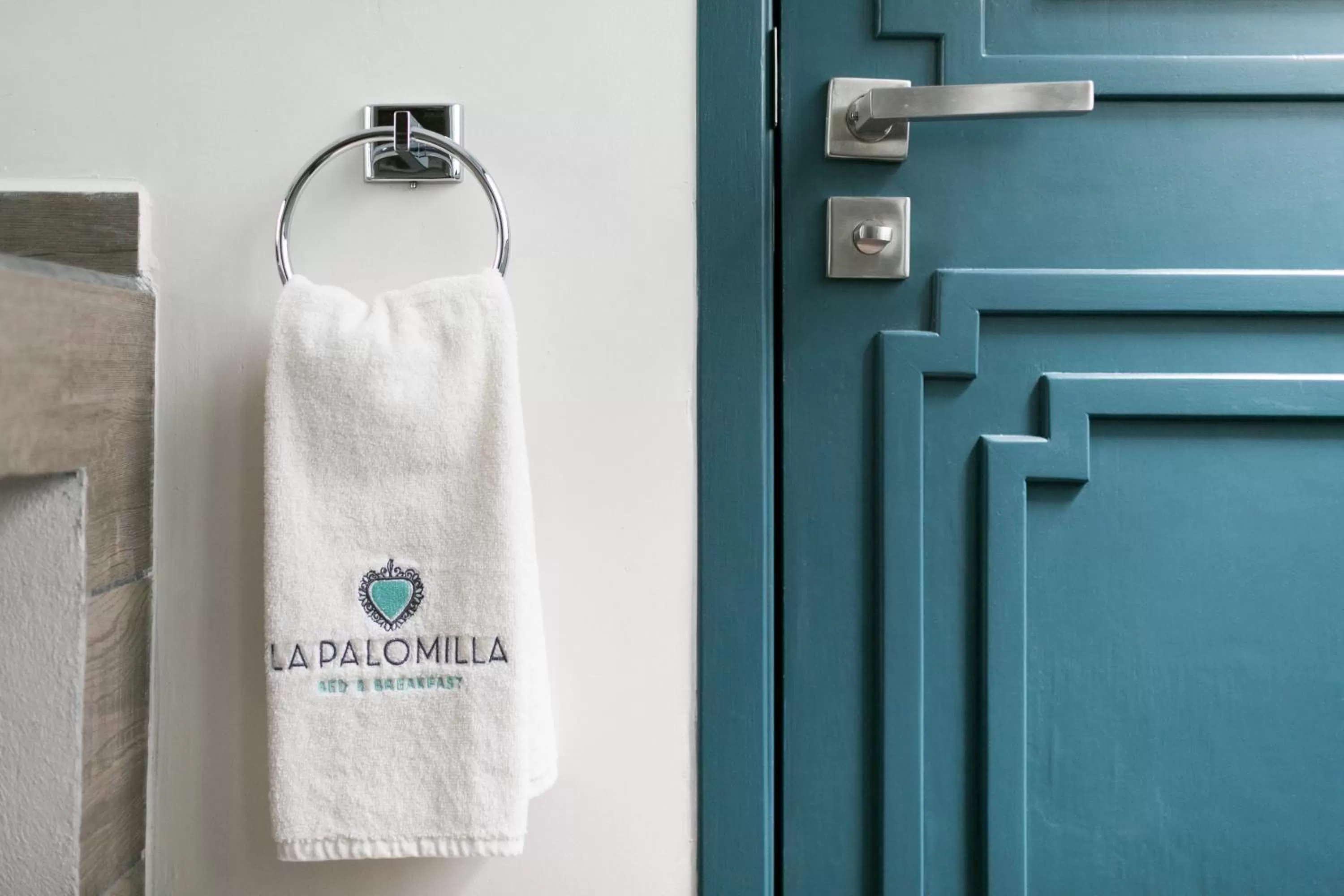 Property logo or sign in La Palomilla Bed & Breakfast