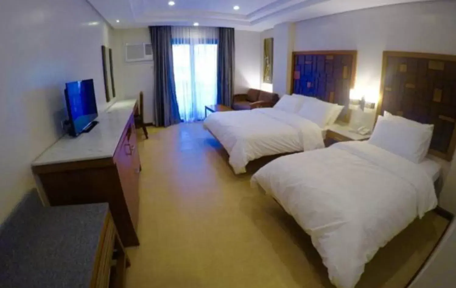 Bed in MO2 Lagoon Coron Bed in MO2 Lagoon Coron