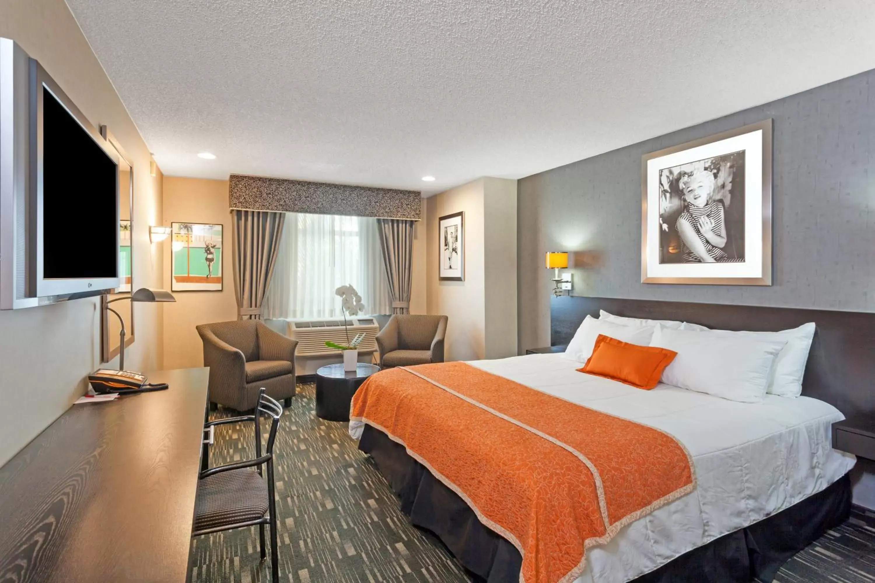 Photo of the whole room in Ramada Plaza by Wyndham West Hollywood Hotel & Suites