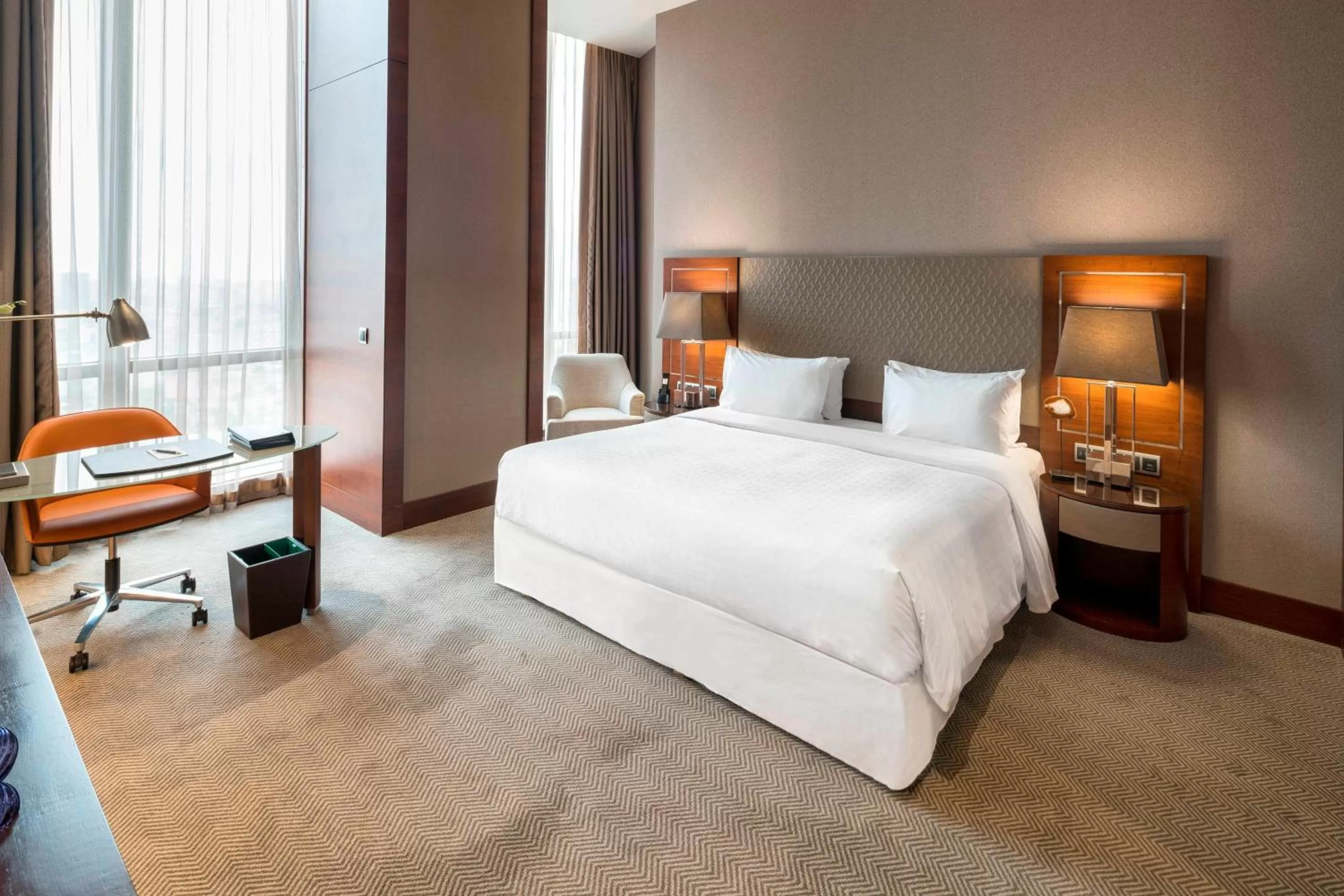 Photo of the whole room, Bed in Sheraton Grand Istanbul Atasehir