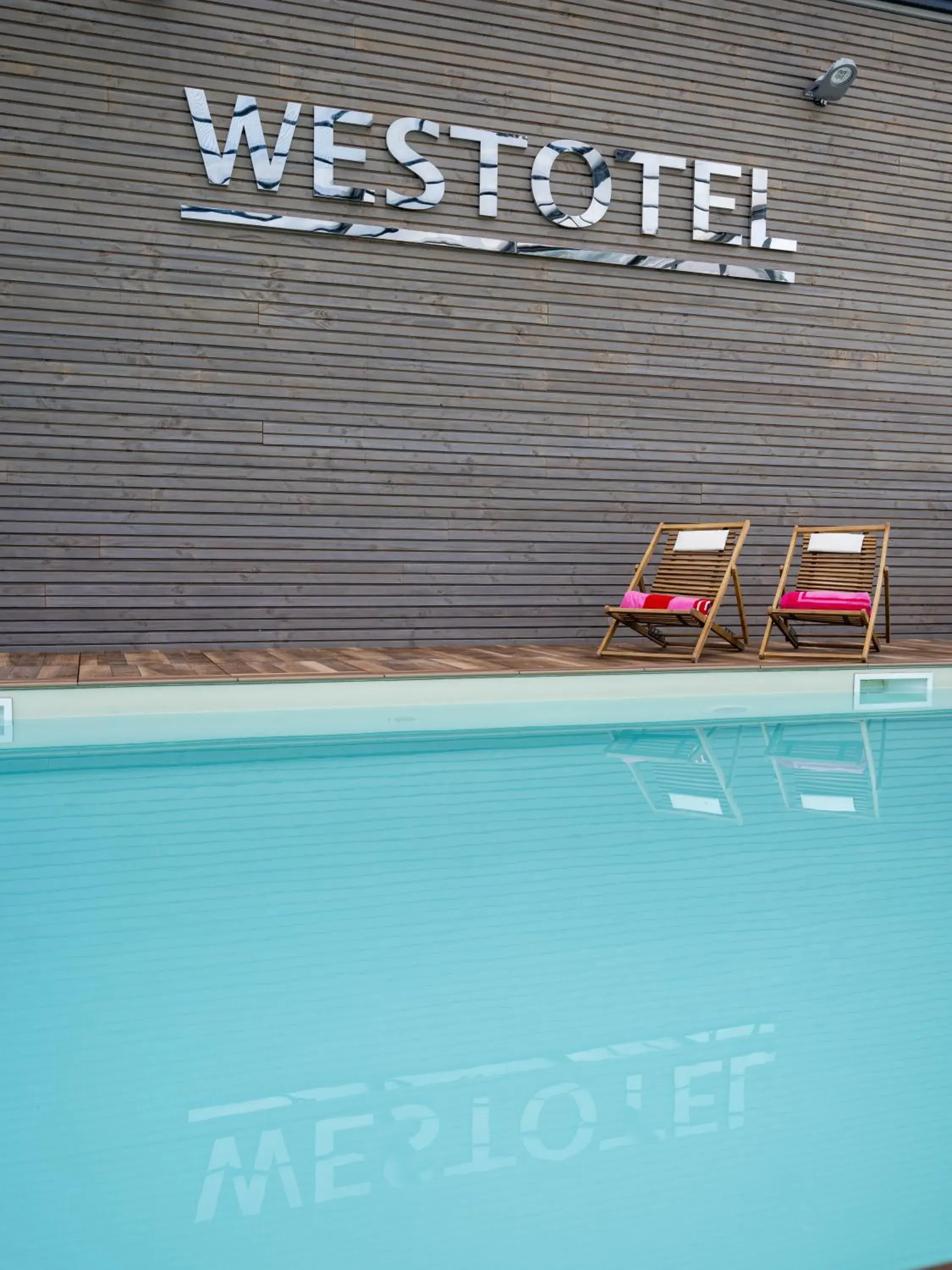 Swimming pool, Property Logo/Sign in Westotel Pornic Côte de Jade