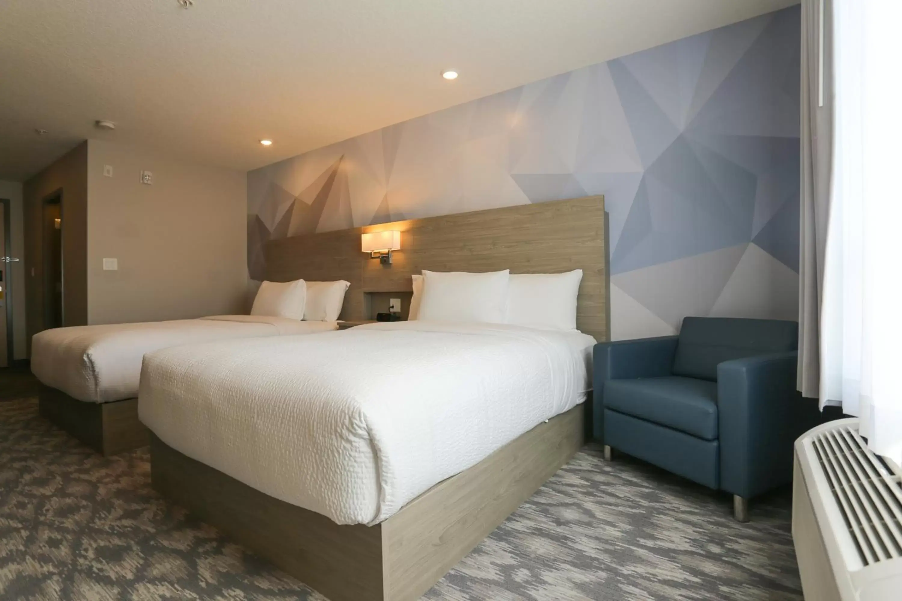 Bed in Days Inn by Wyndham Calgary North Balzac