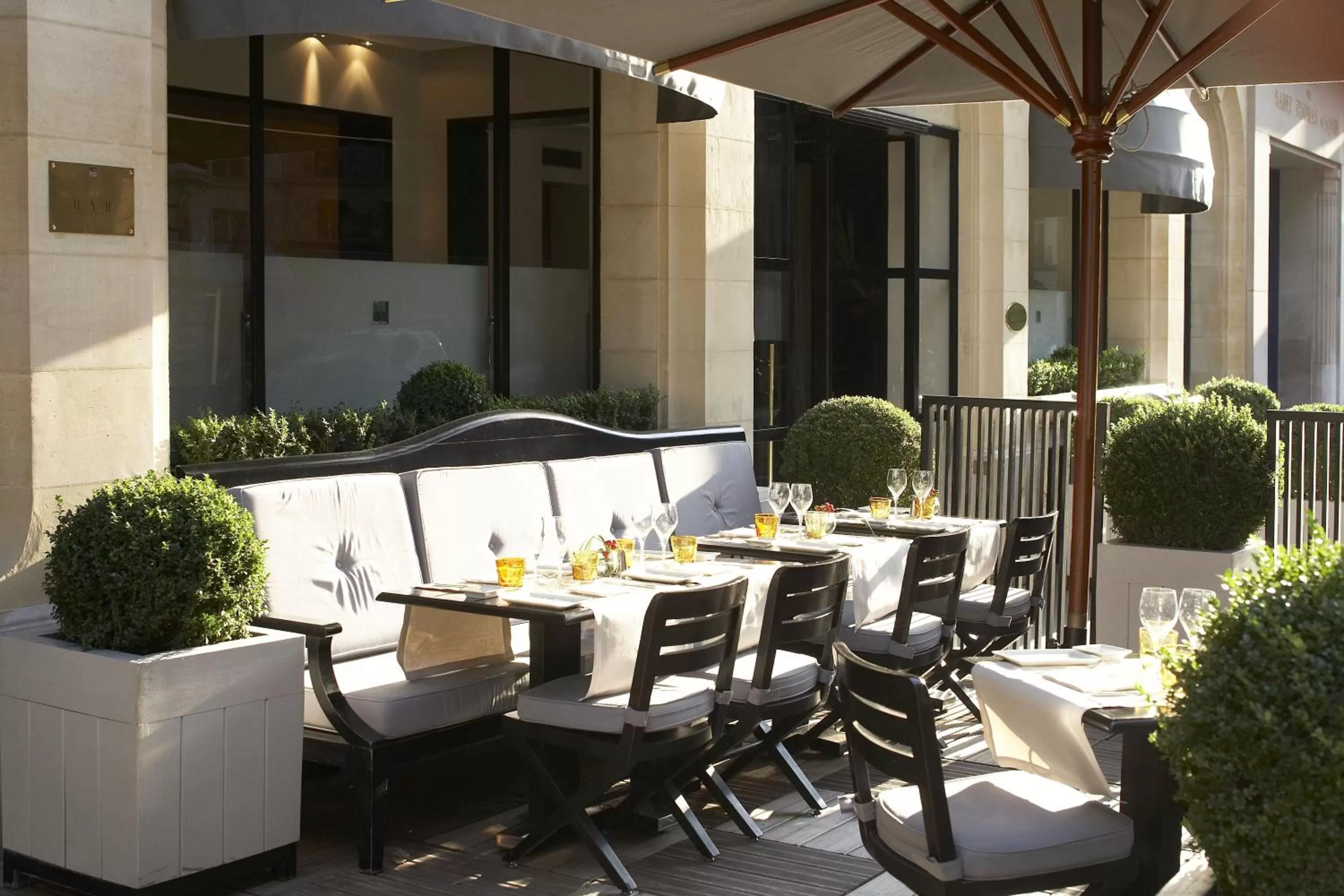 Patio in Hotel Montalembert