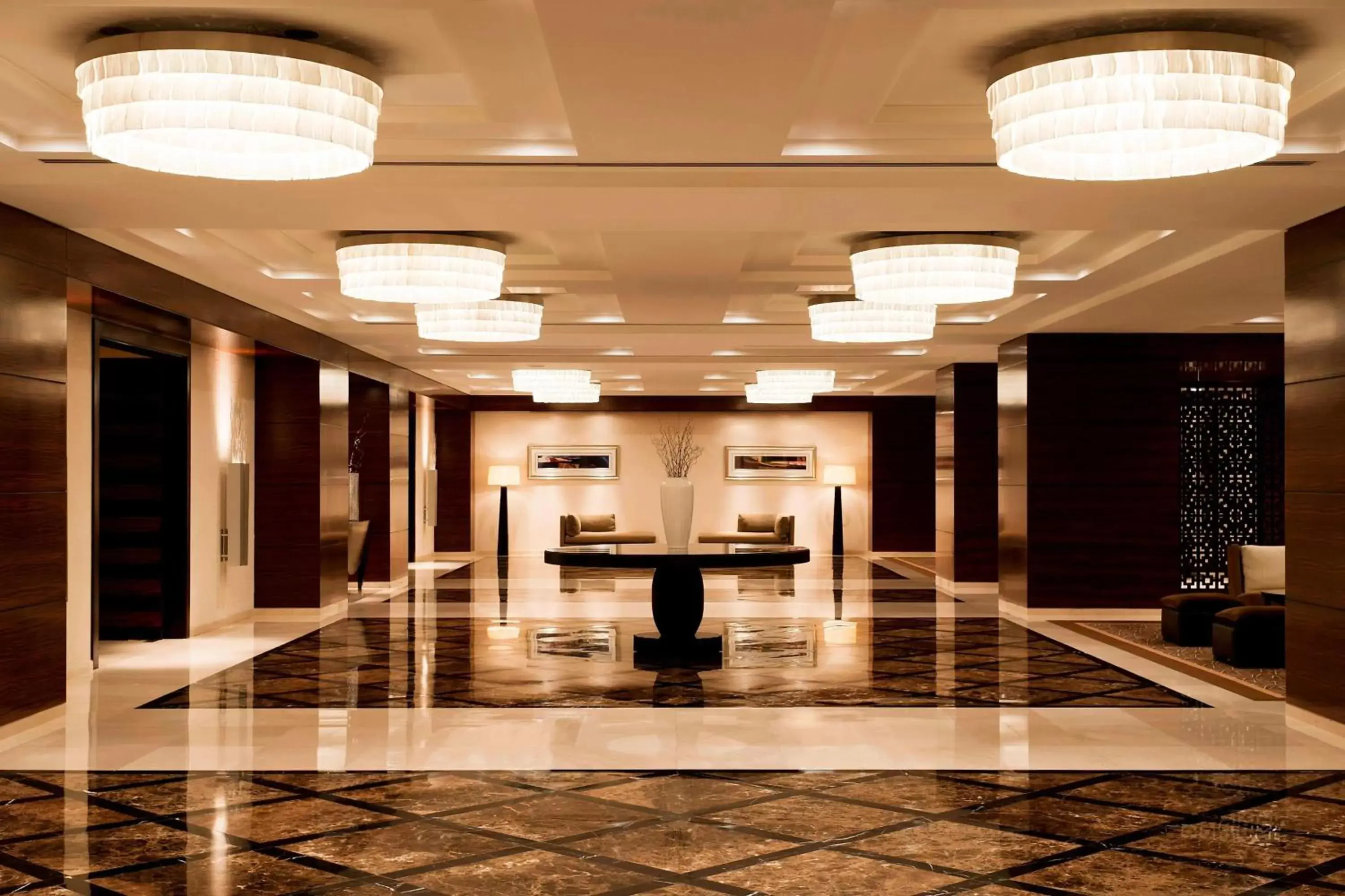 Meeting/conference room, Lobby/Reception in Grosvenor House, a Luxury Collection Hotel, Dubai