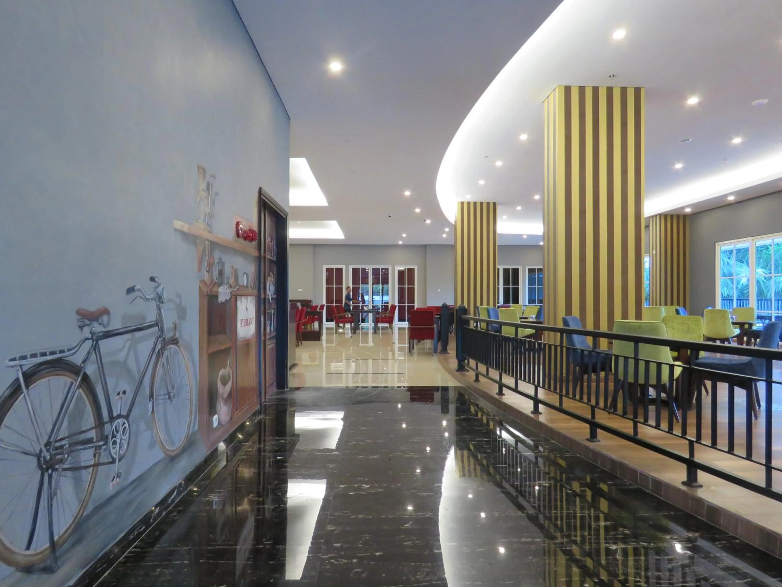Restaurant/places to eat in d'primahotel Kualanamu Airport Medan