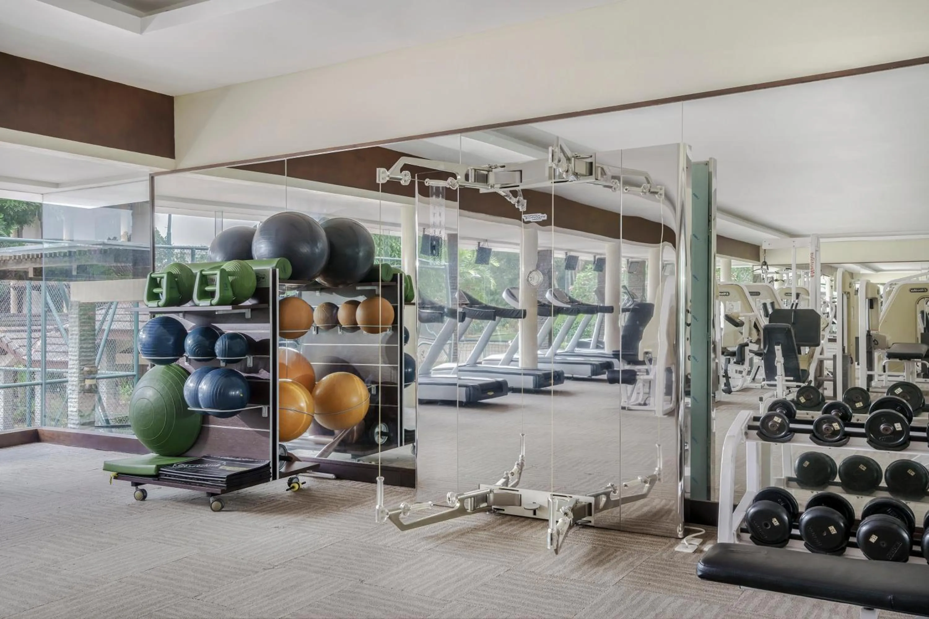 Fitness centre/facilities, Fitness Center/Facilities in Prime Plaza Hotel Jogjakarta