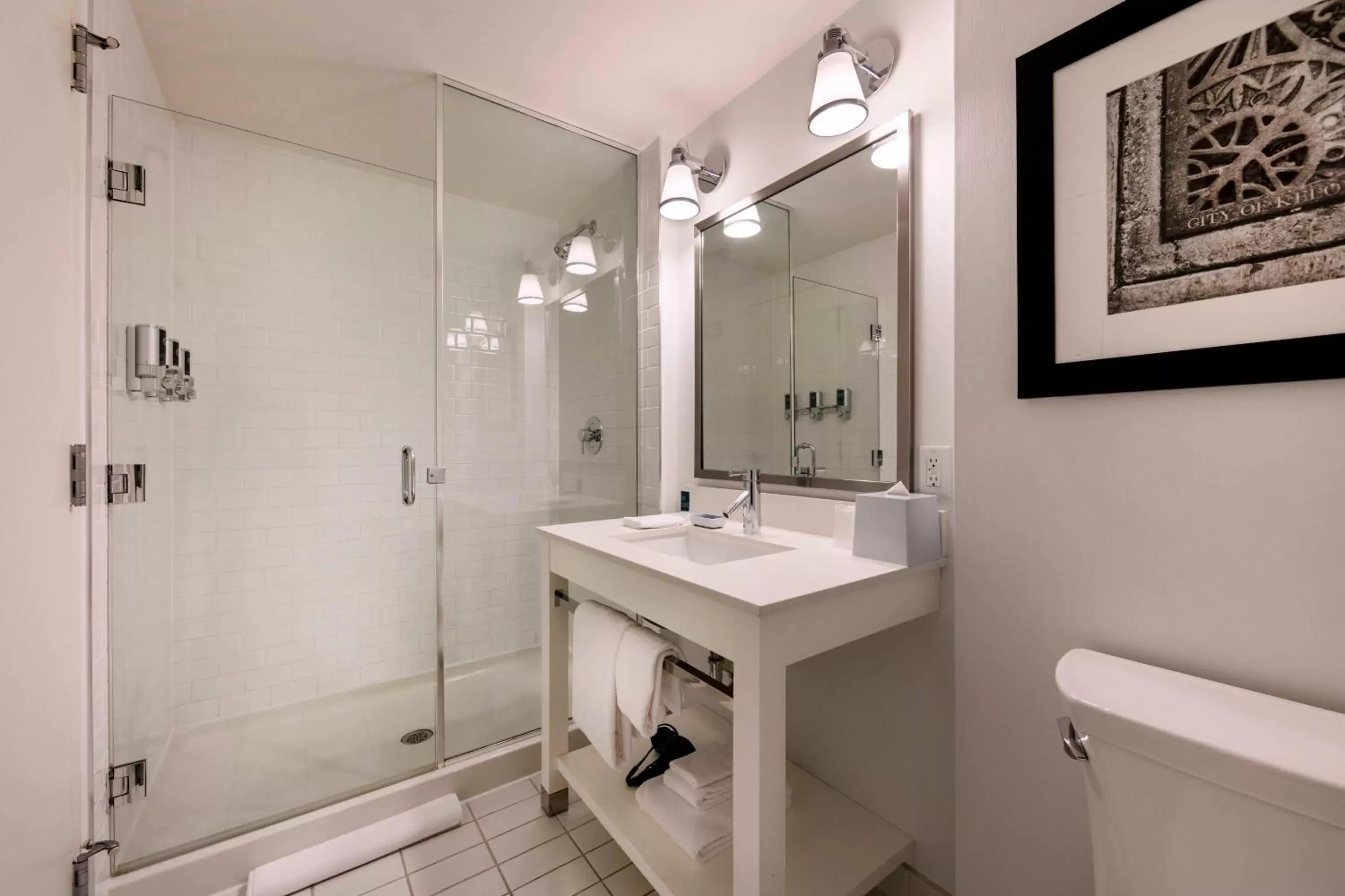 Bathroom in Four Points by Sheraton Kelowna Airport