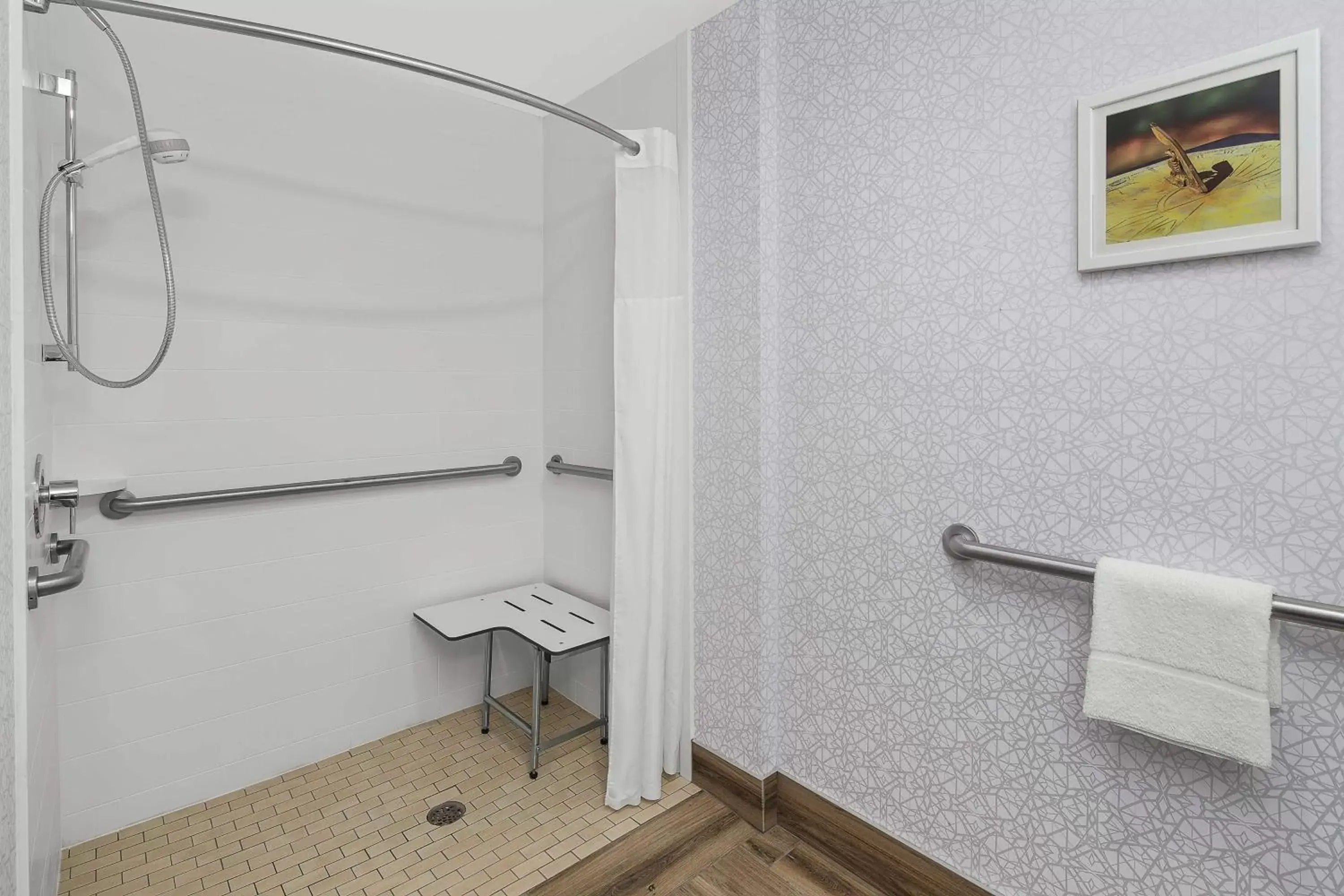 Bathroom in Hampton Inn & Suites Macon I-75 North